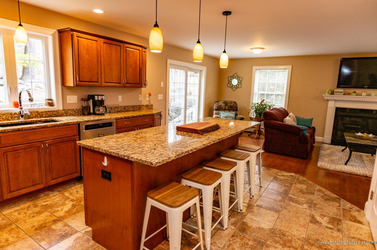 39 Liberty Way, Portland ME  04103-3954 exterior