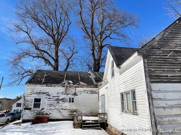 62 Green St, Thomaston, ME 04861