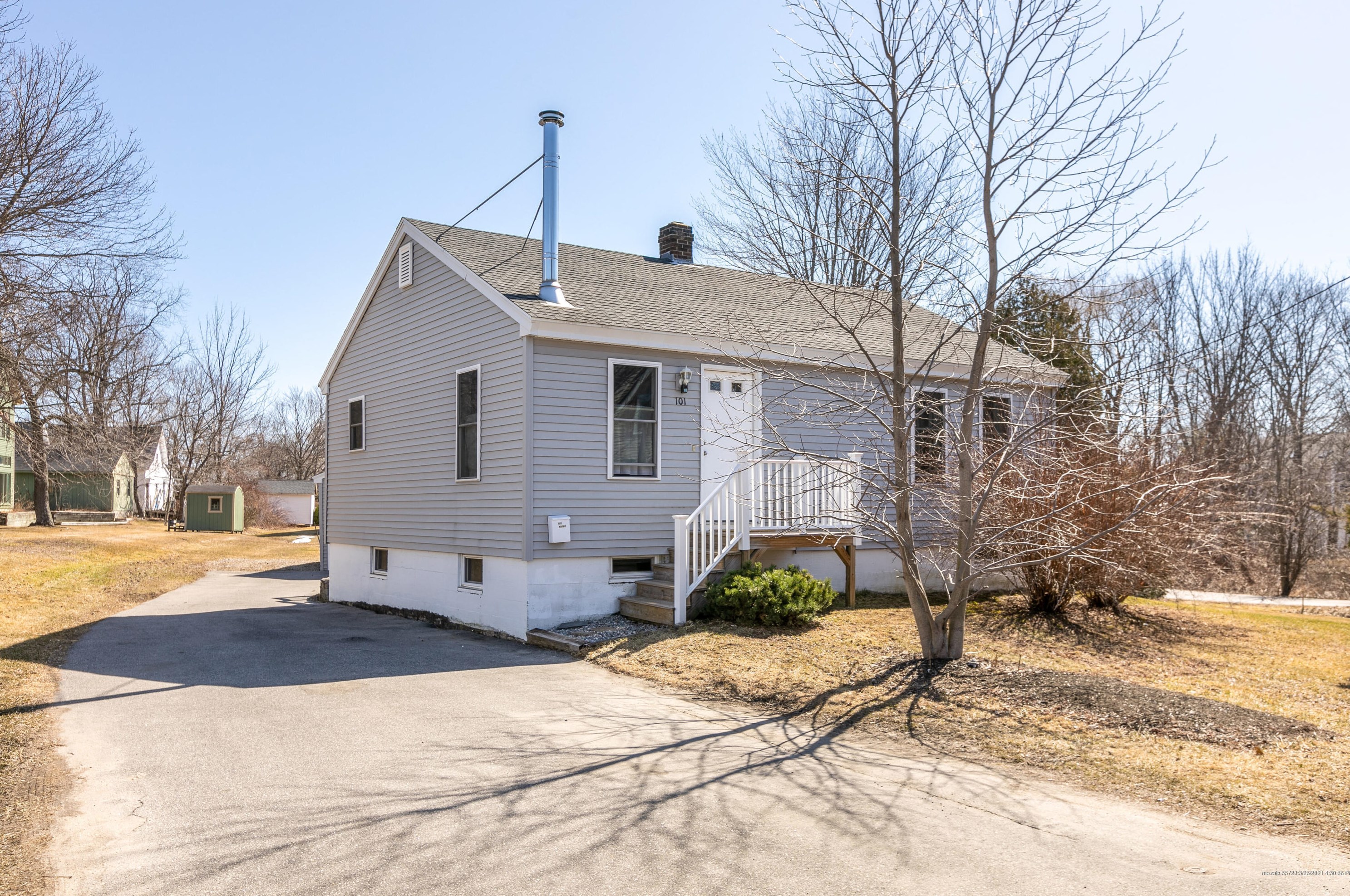 101 Maple St, Saco, ME 04072-3161