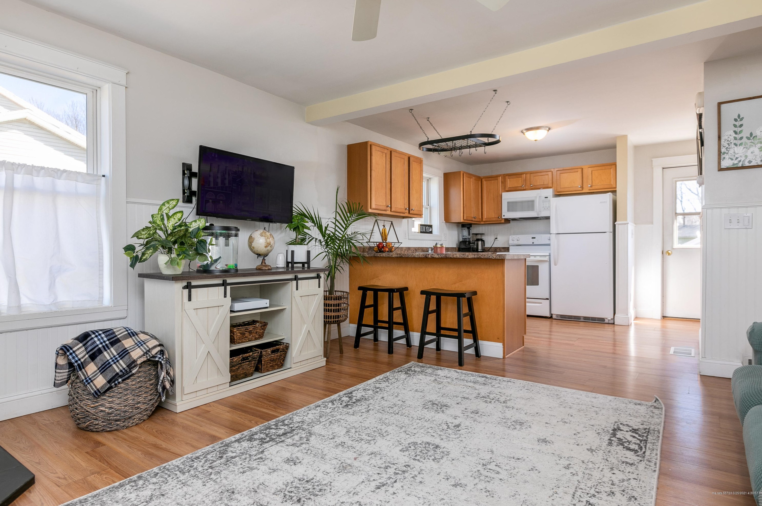 101 Maple St, Saco ME  04072-3161 exterior