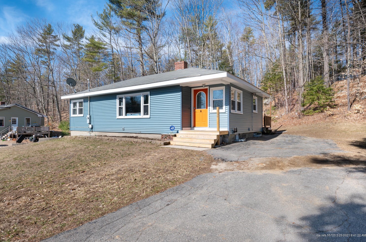 362 W Gray Rd, Gray, ME 04039