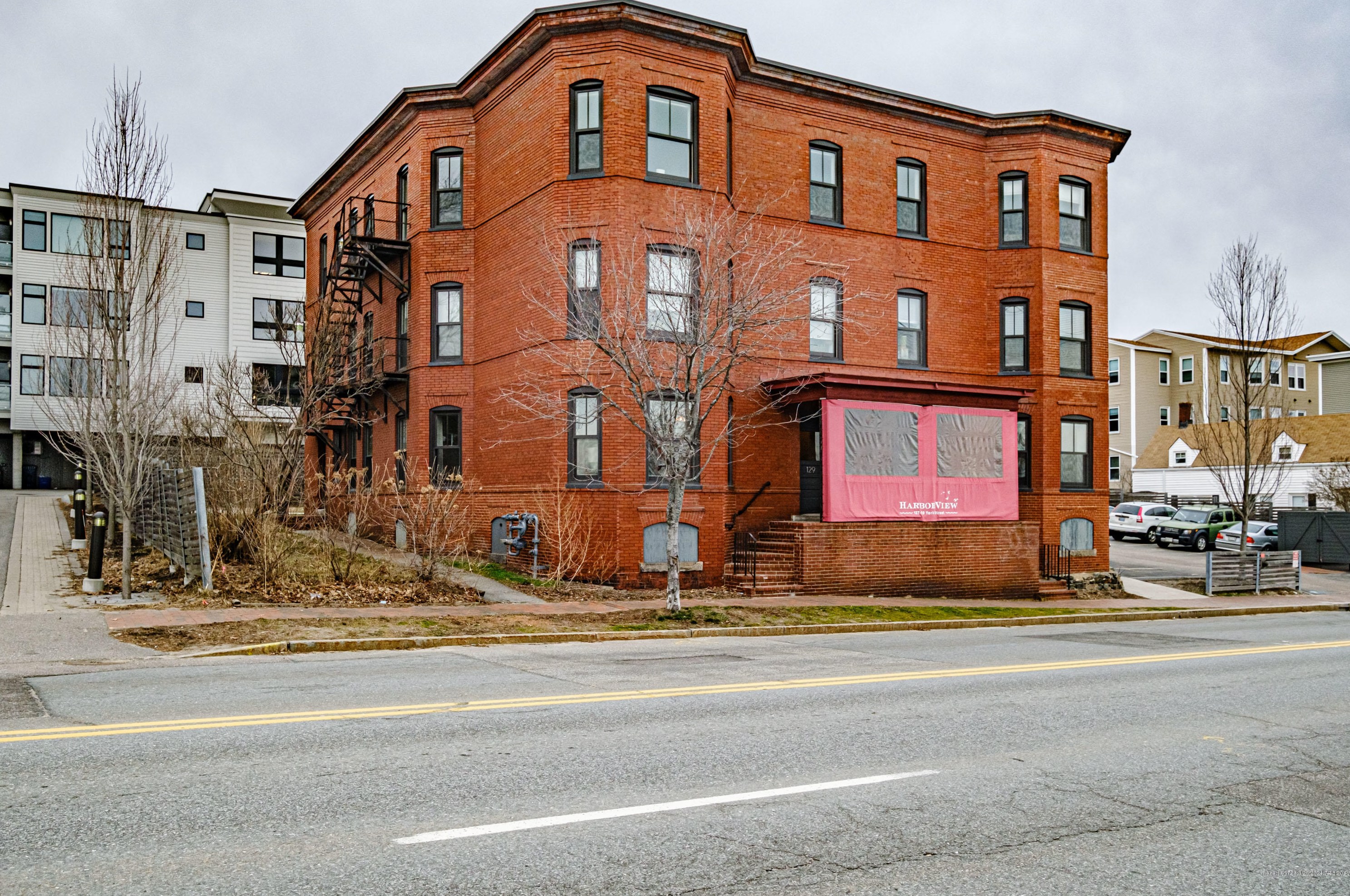 127 York St, Portland, ME 04101-4545