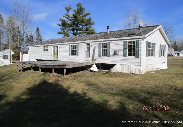 381 W Corinth Rd, Corinth, ME 04427