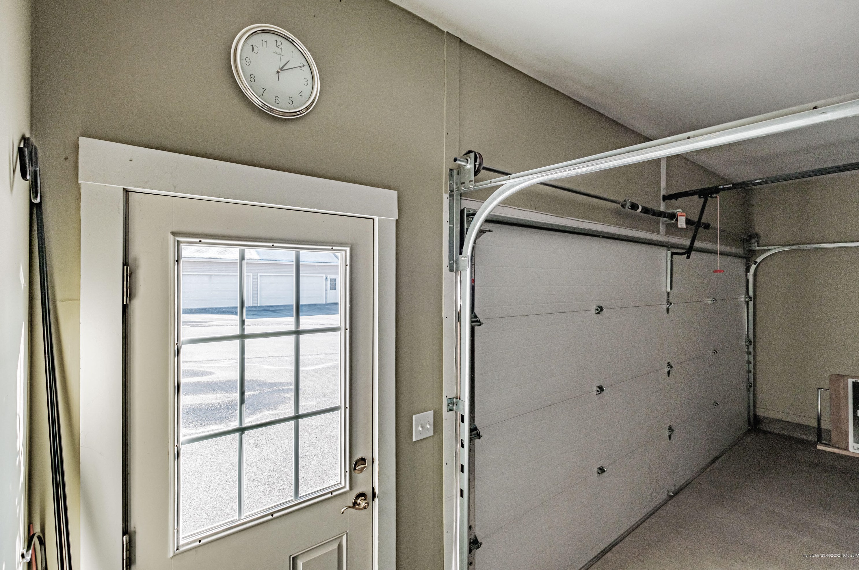 28 Sand Point Ln, Portland ME  04110-1331 exterior