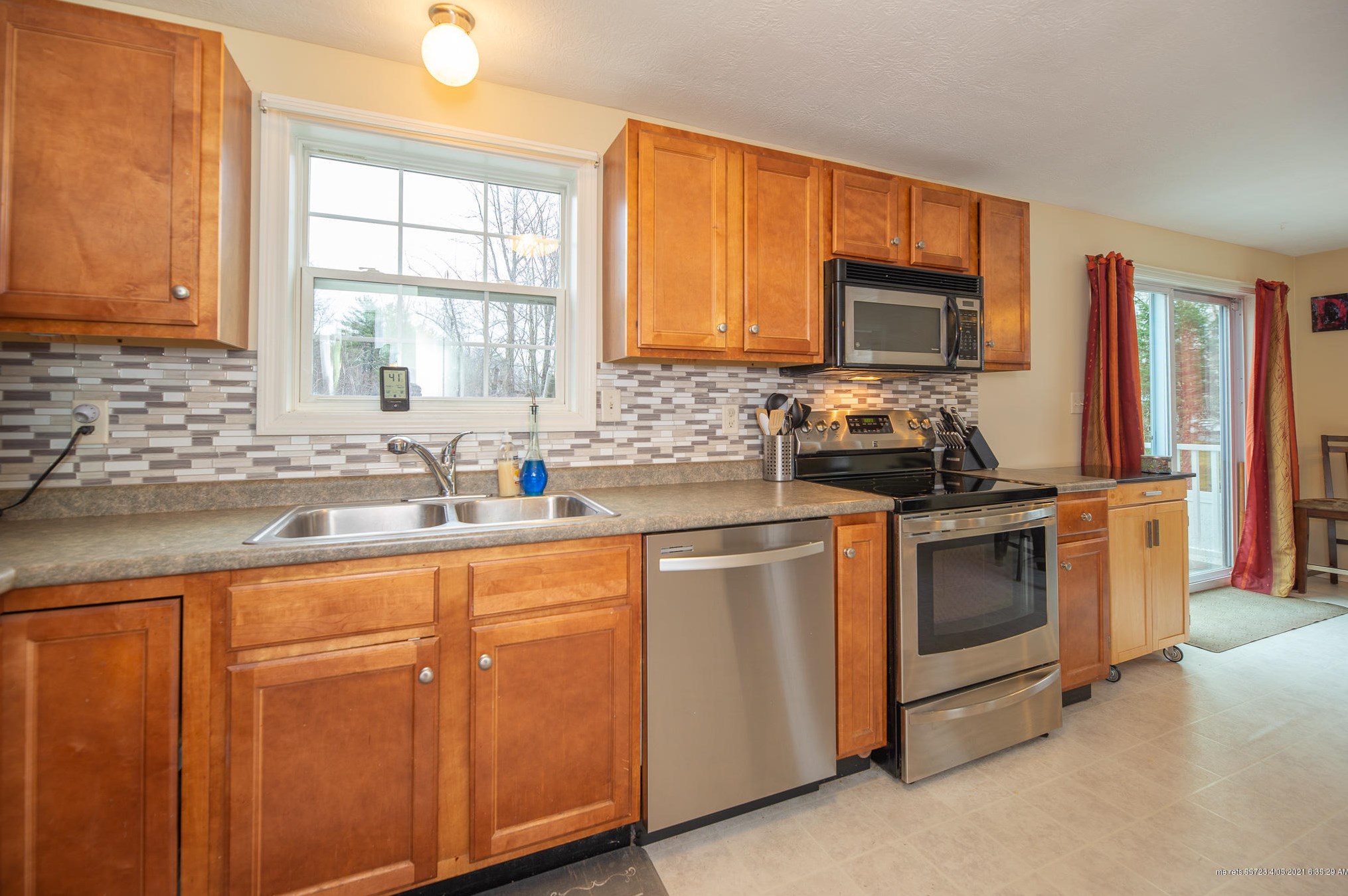 263 Holm Ave, Portland ME  04102-1207 exterior