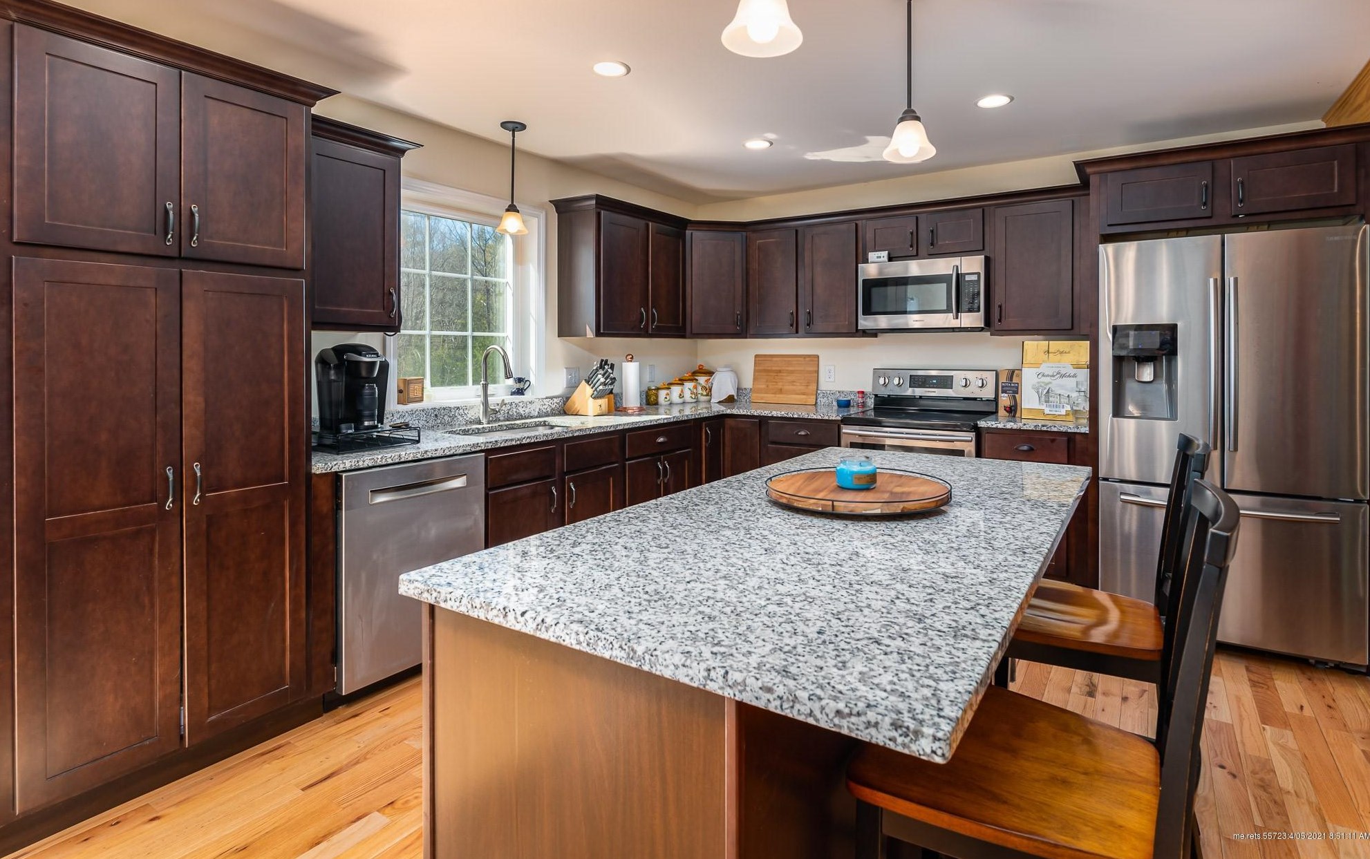 64 Mountain Rd, South Berwick, ME 03908