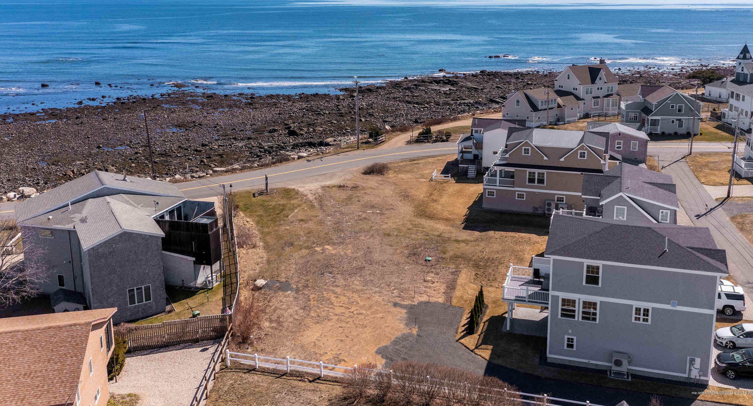 21 Perkins Ln, Wells, ME 04090