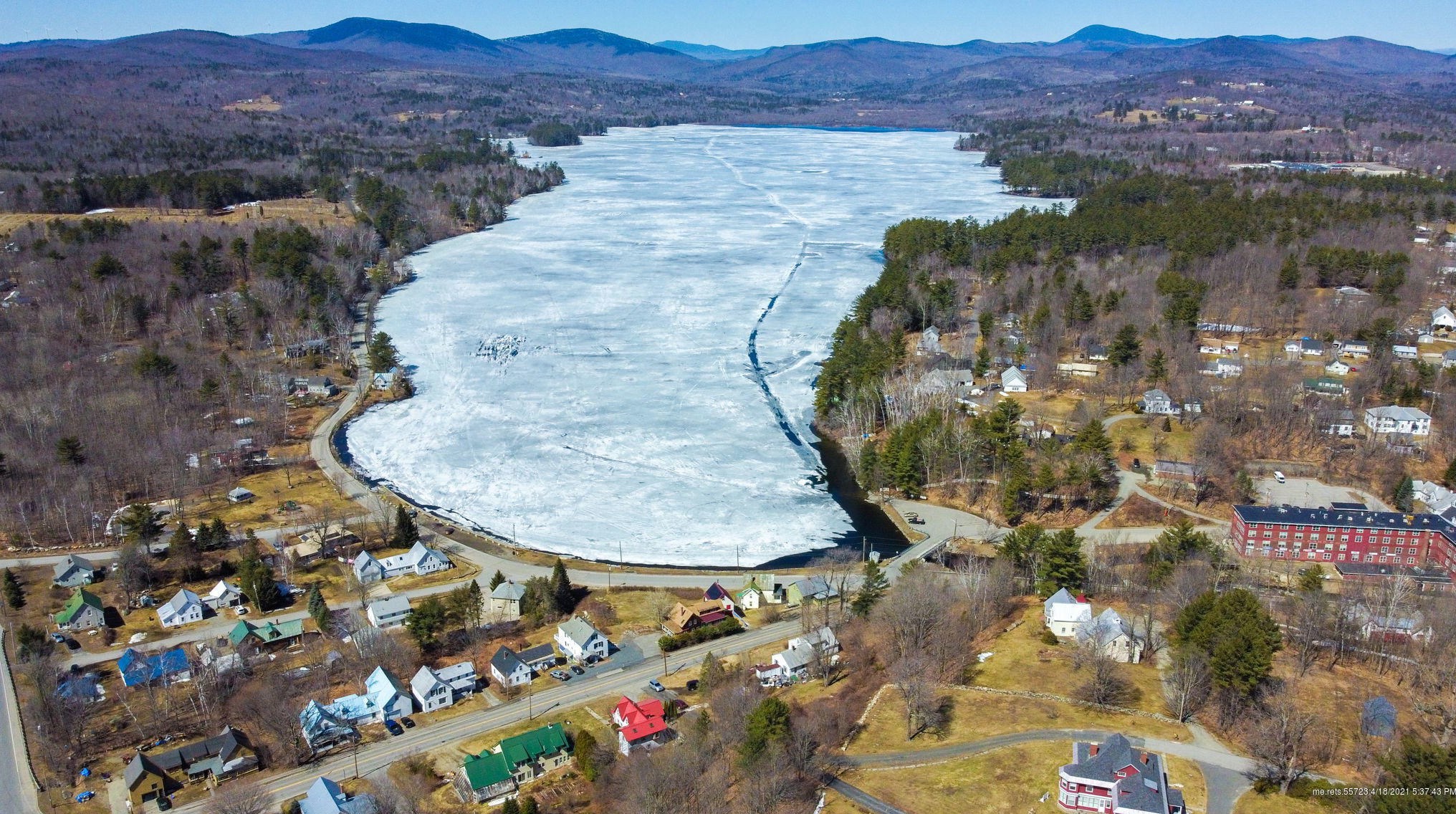 61 Main St, Wilton, ME 04294