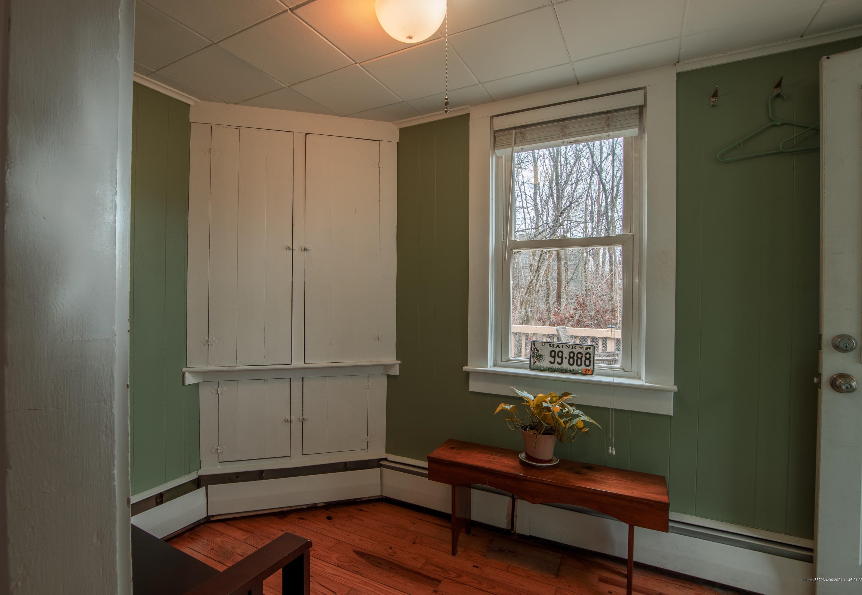 27 Lemist St, Bangor ME  04401-3432 exterior