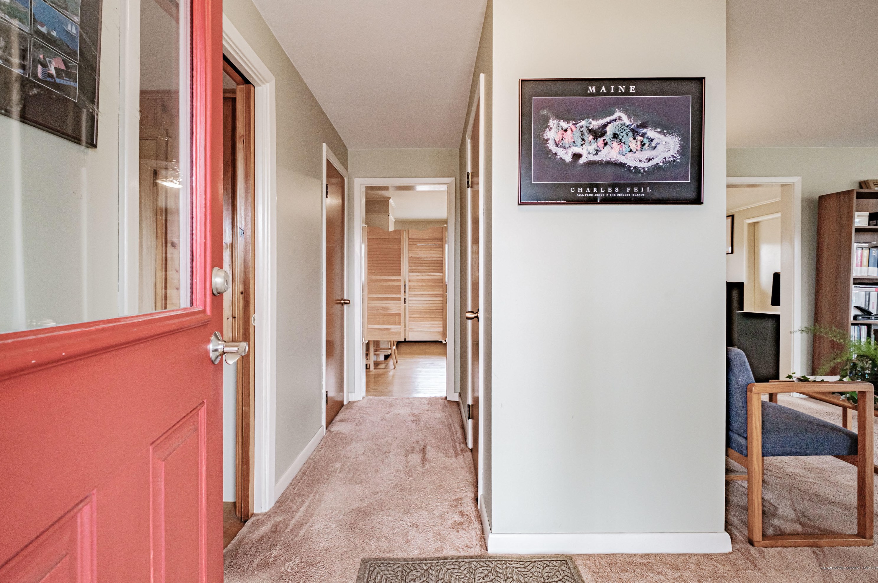 690 Main St, Gorham ME  04038-2622 exterior