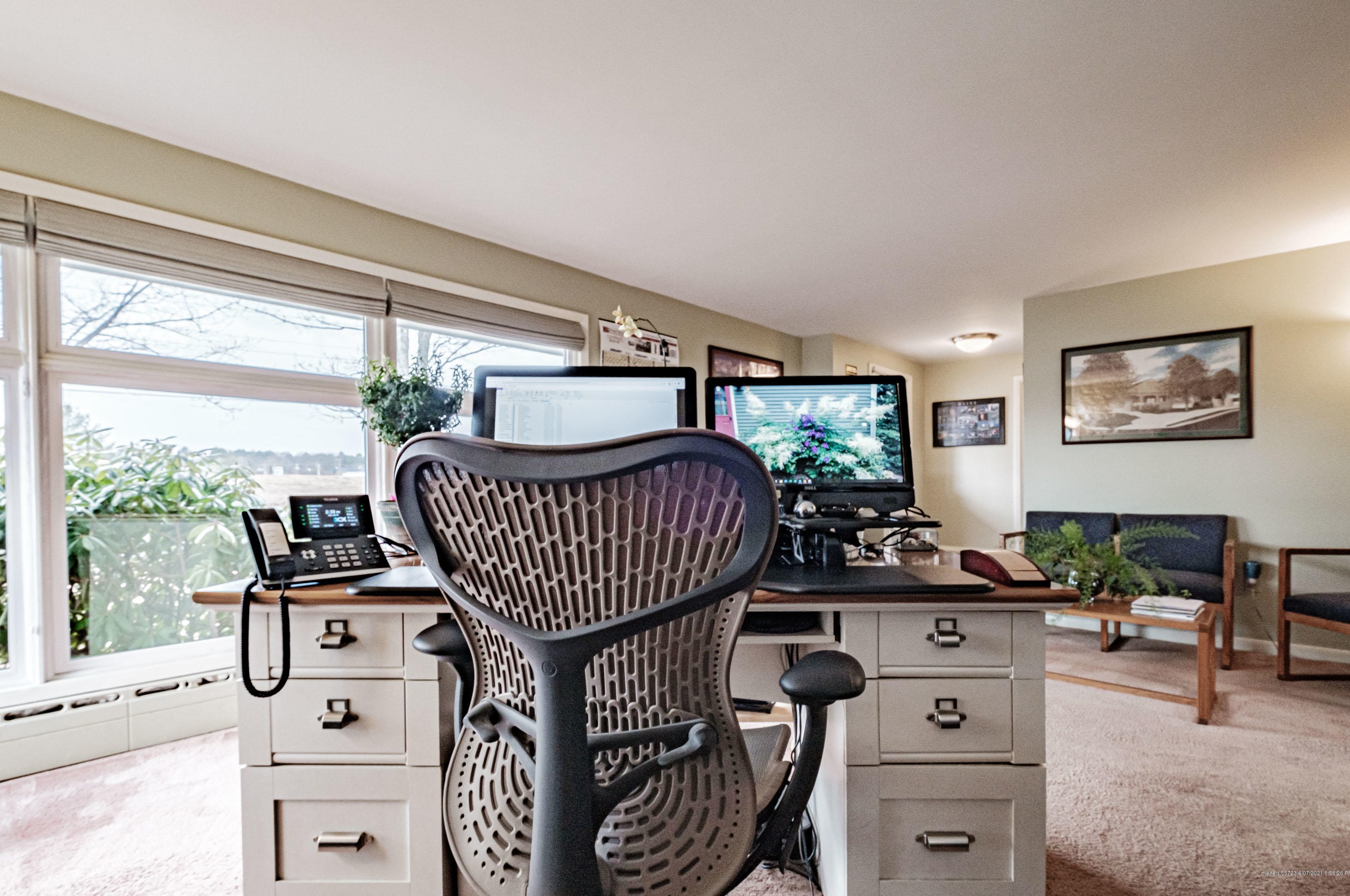 690 Main St, Gorham ME  04038-2622 exterior