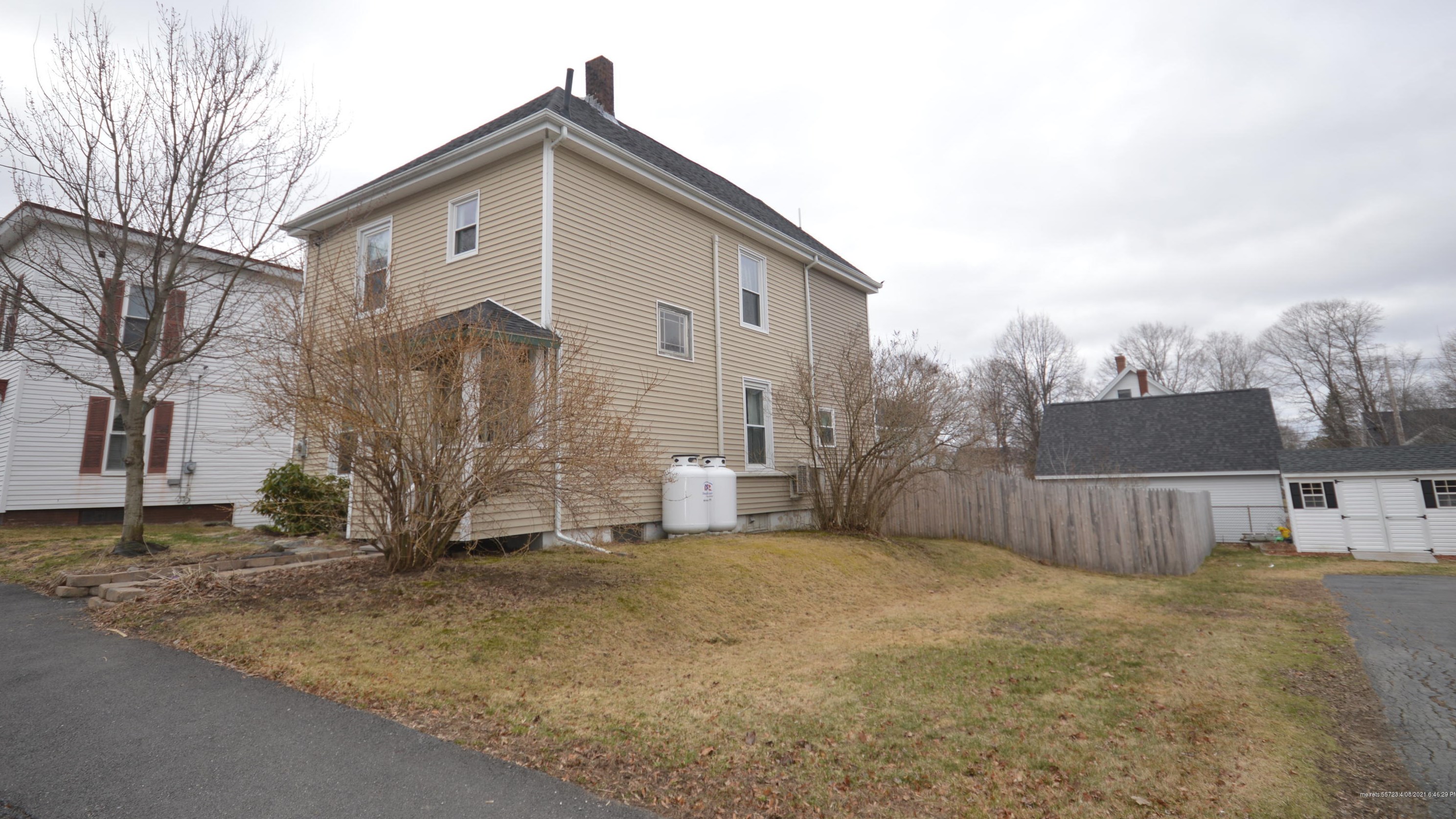 124 Palm St, Bangor, ME 04401-4020