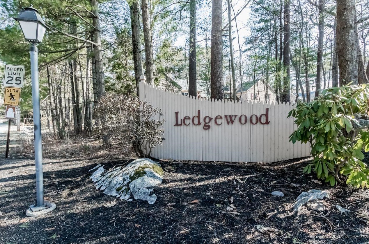 4 Bramhall Ter, Portland ME  04103-2711 exterior