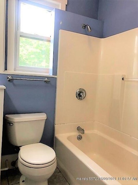 21 Sawyer St, Portland ME 04106-2128 exterior