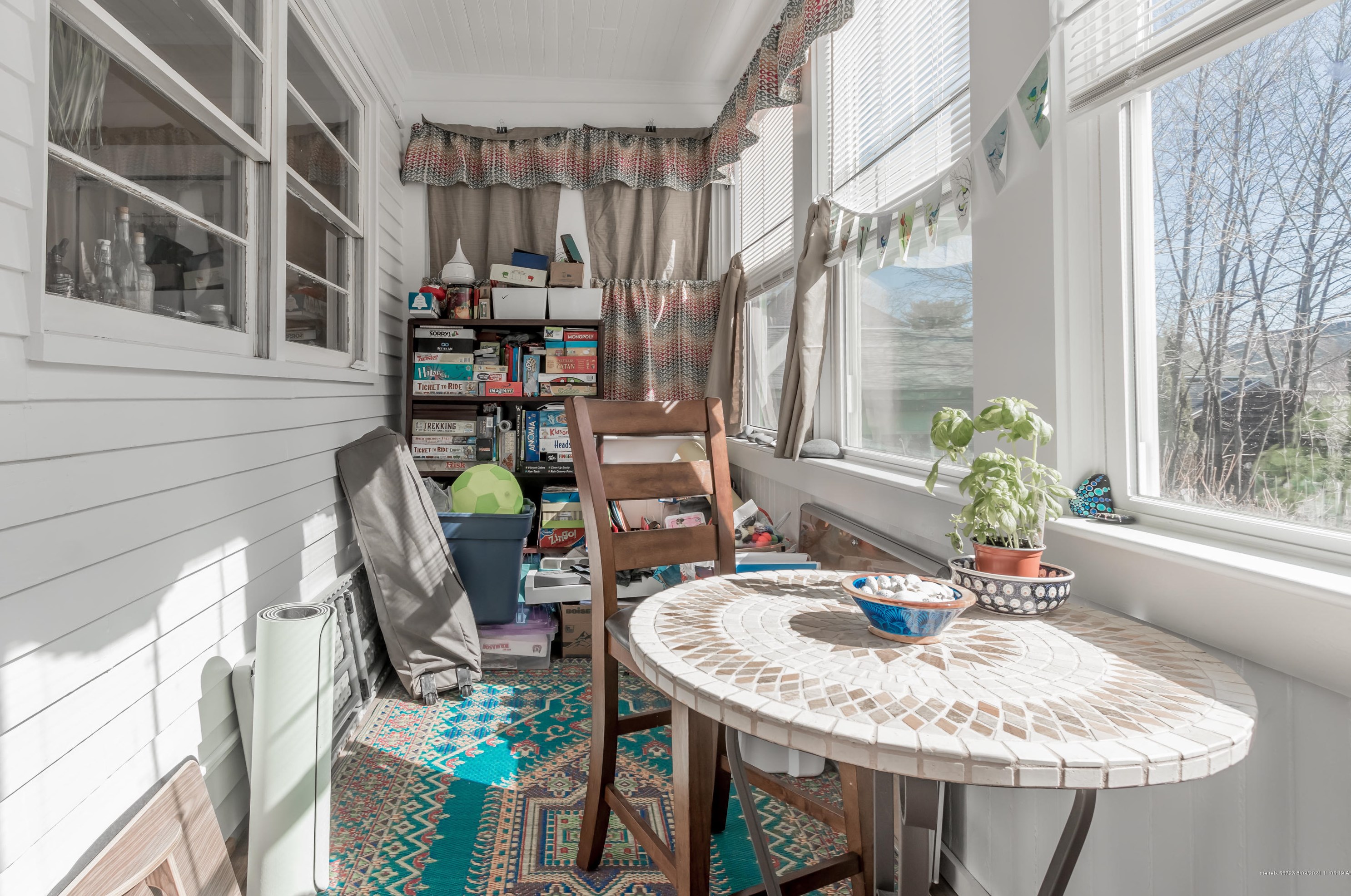 21 Sawyer St, Portland ME 04106-2128 exterior