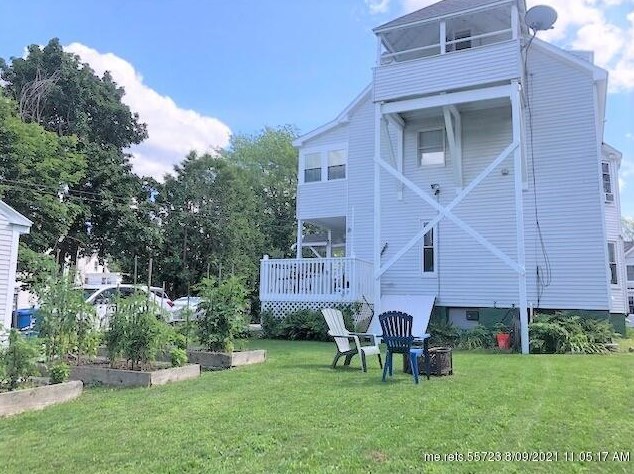 21 Sawyer St, Portland ME 04106-2128 exterior