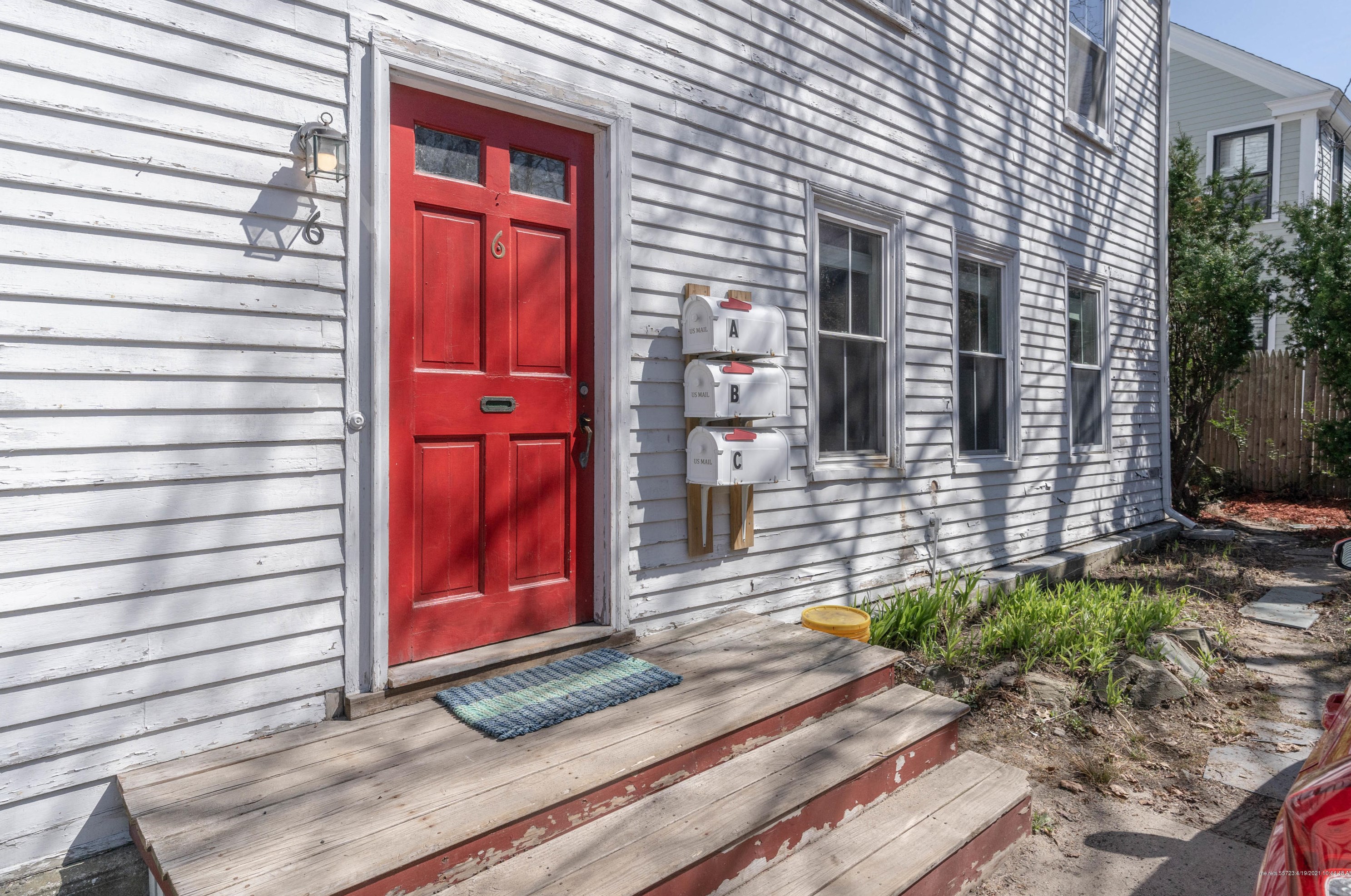 6 Houlton St, Portland ME  04102-3411 exterior