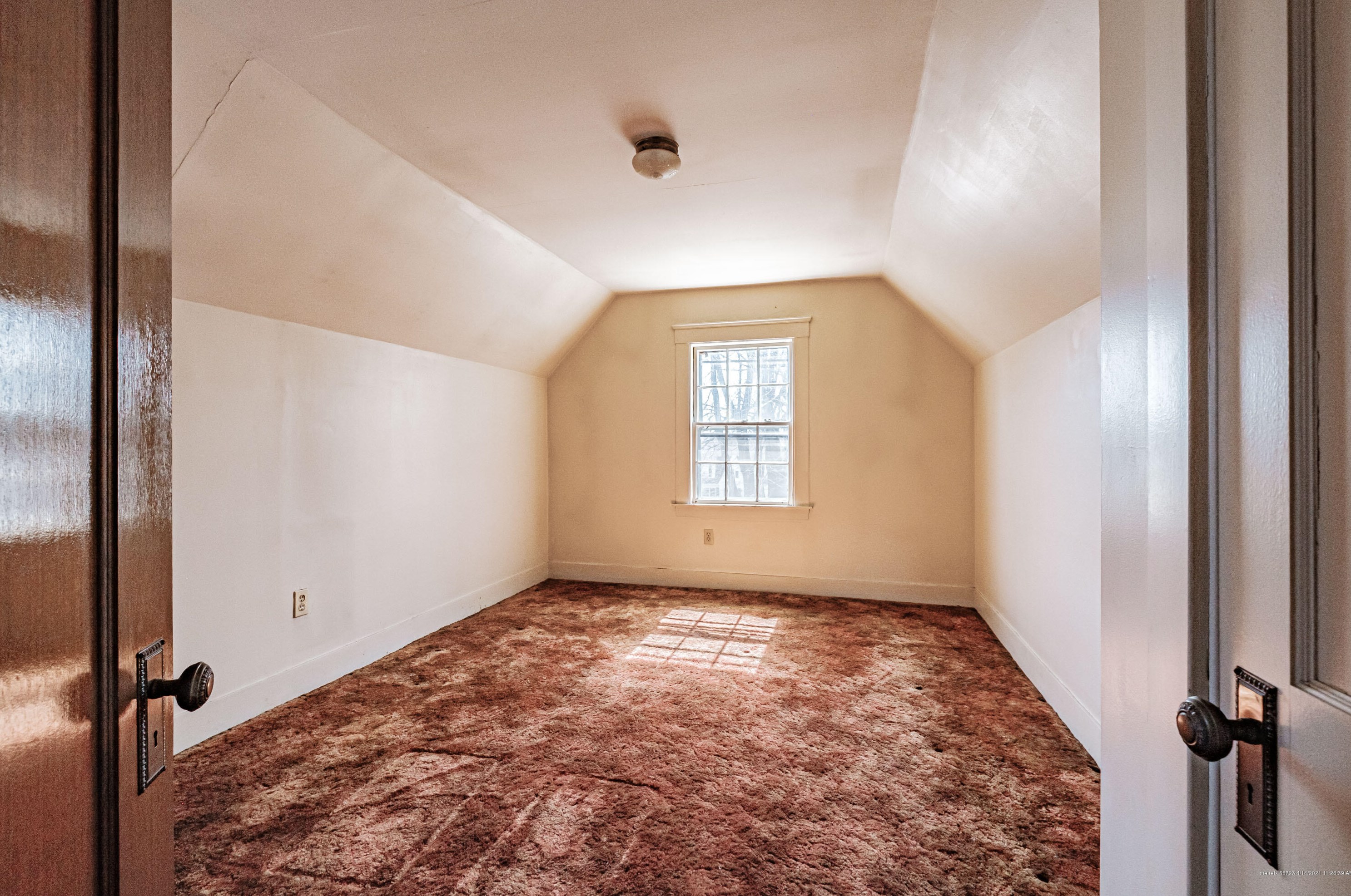 10 Sheffield St, Portland ME  04102-2706 exterior