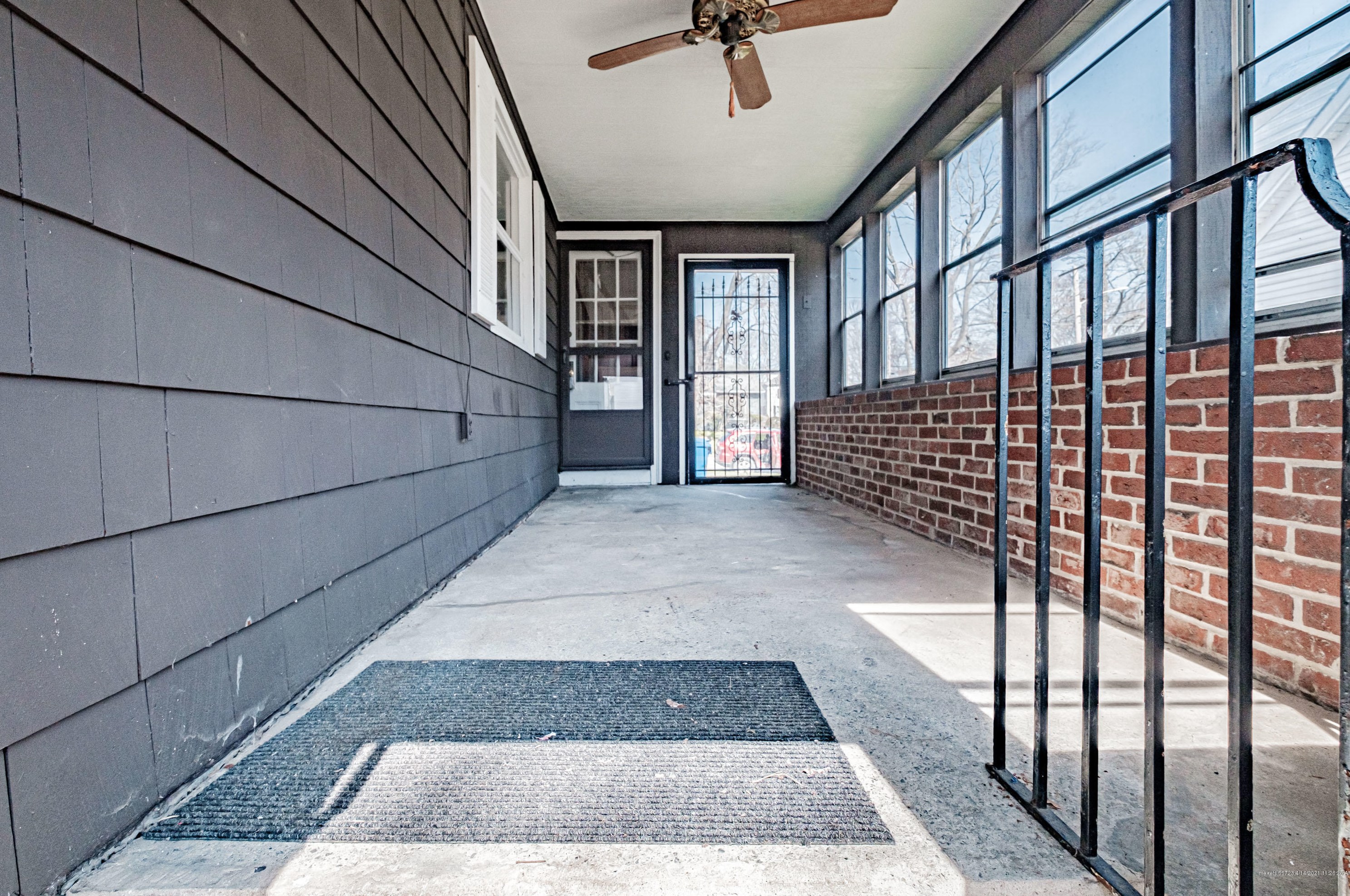 10 Sheffield St, Portland ME  04102-2706 exterior