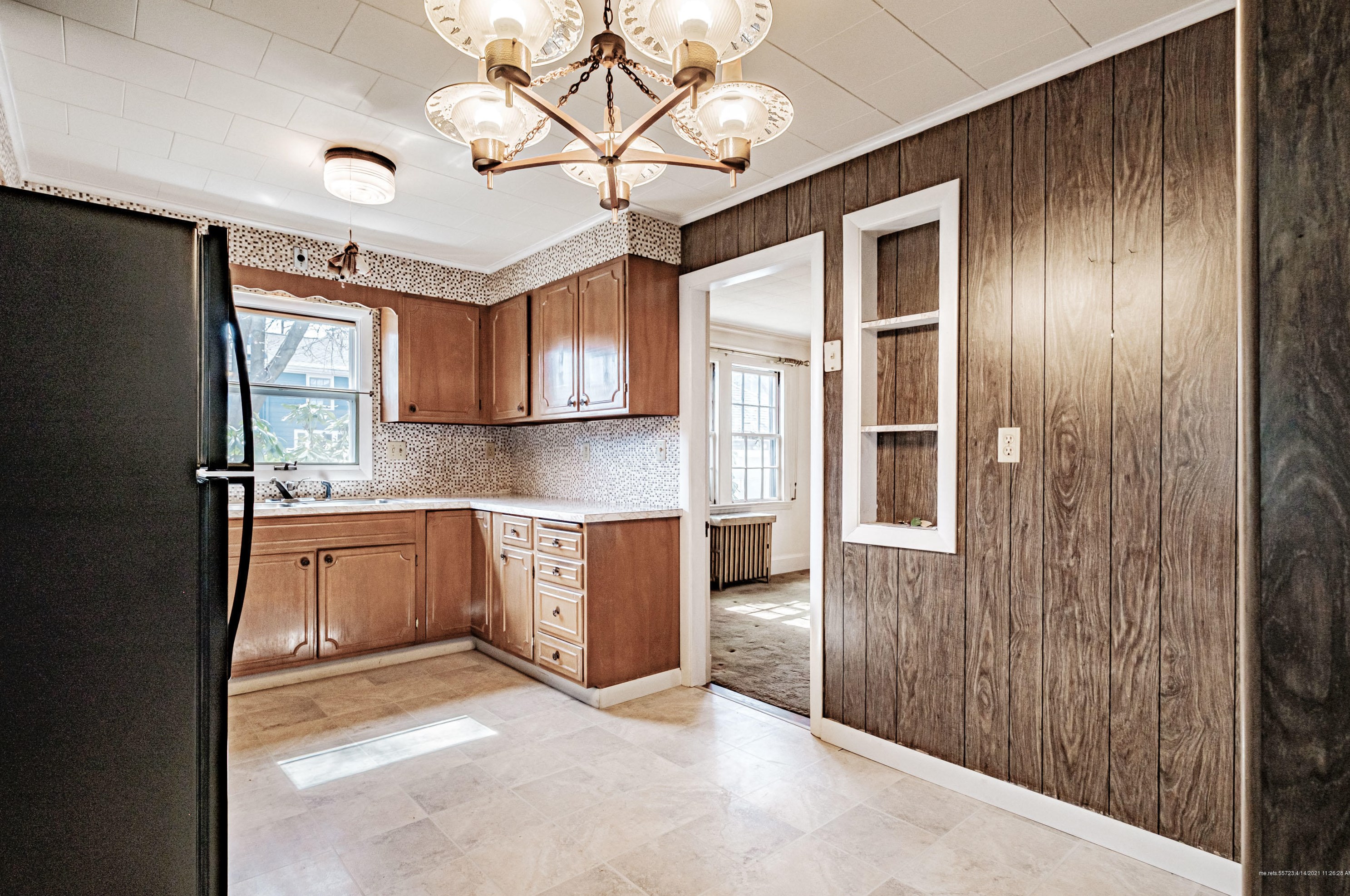 10 Sheffield St, Portland ME  04102-2706 exterior