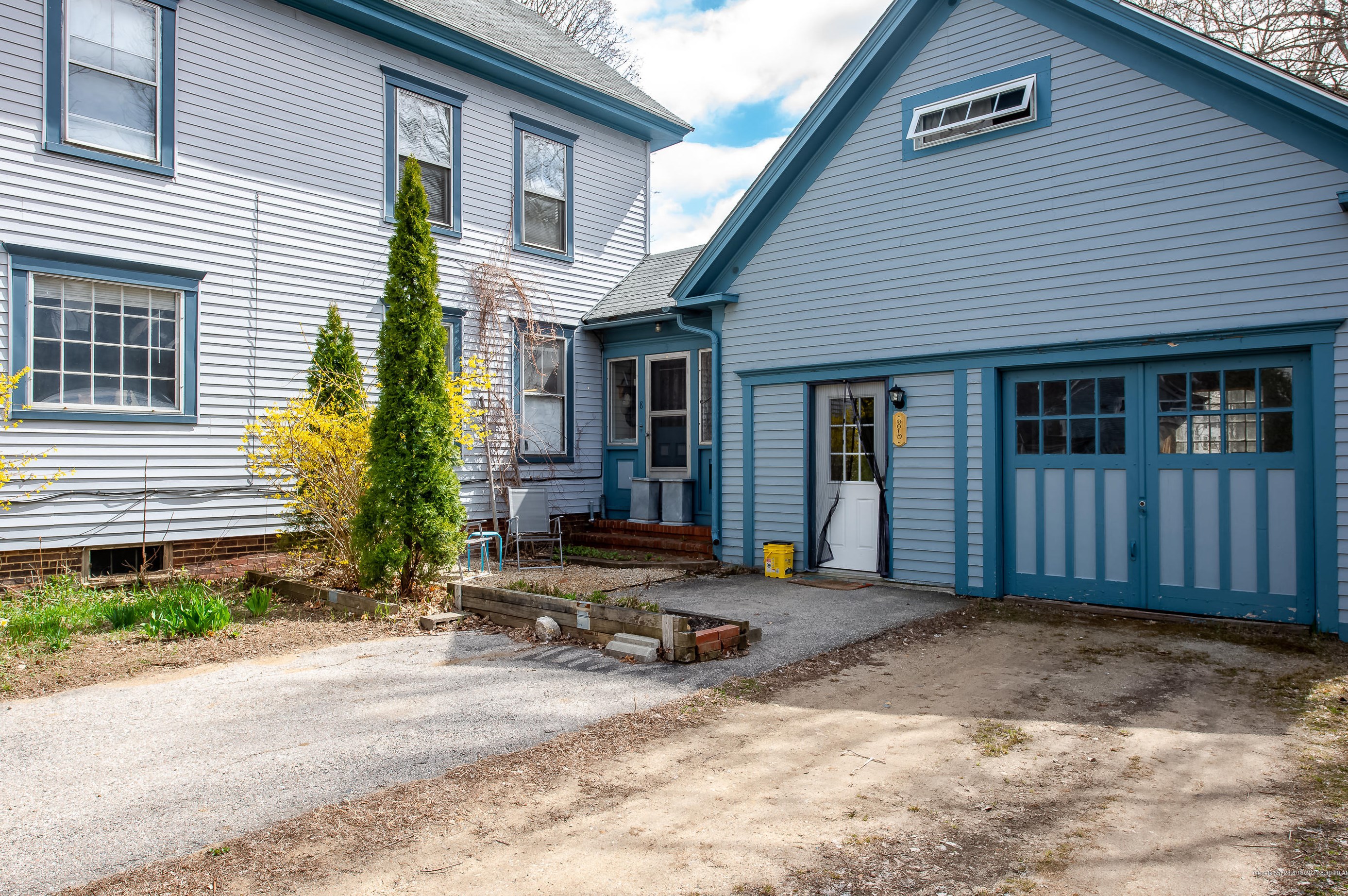 8 Annie St, Berwick ME 03901-2202 exterior