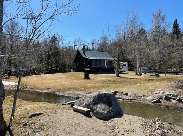 171 Shore Rd, Houlton, ME 04730 exterior