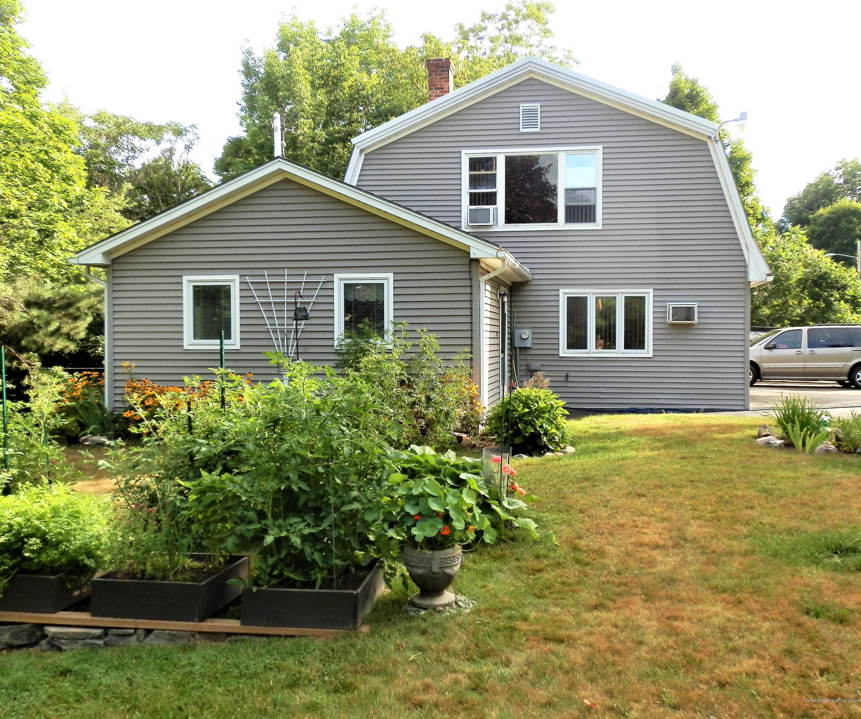 47 High St, Freedom, ME 04941