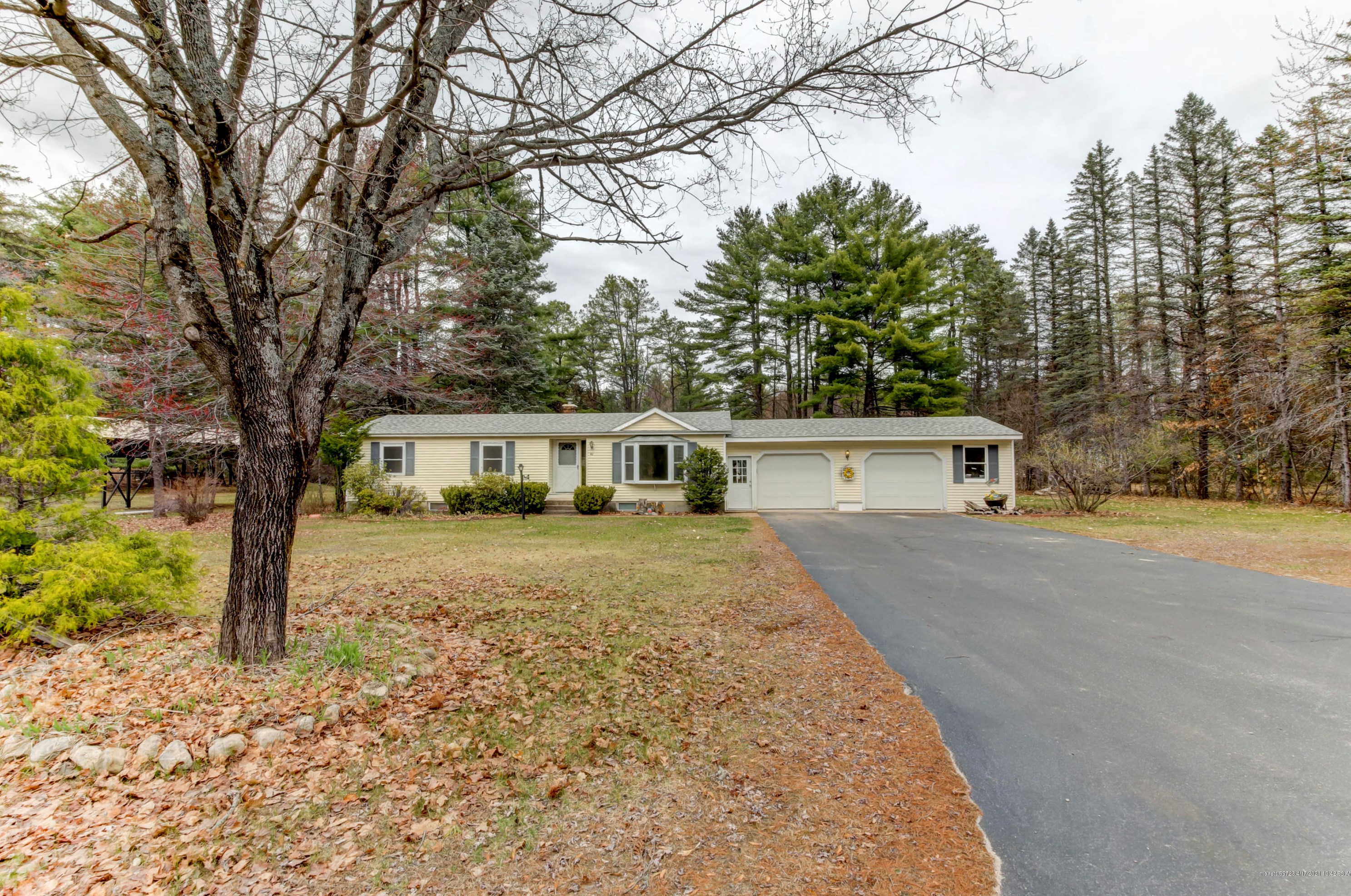 40 Woodland St, Fryeburg, ME 04037