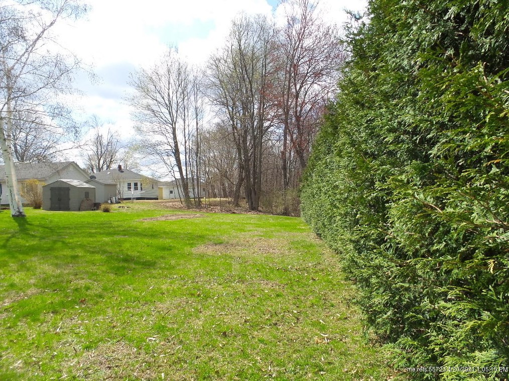 11 Whipple St, Waterville ME  04901-6969 exterior