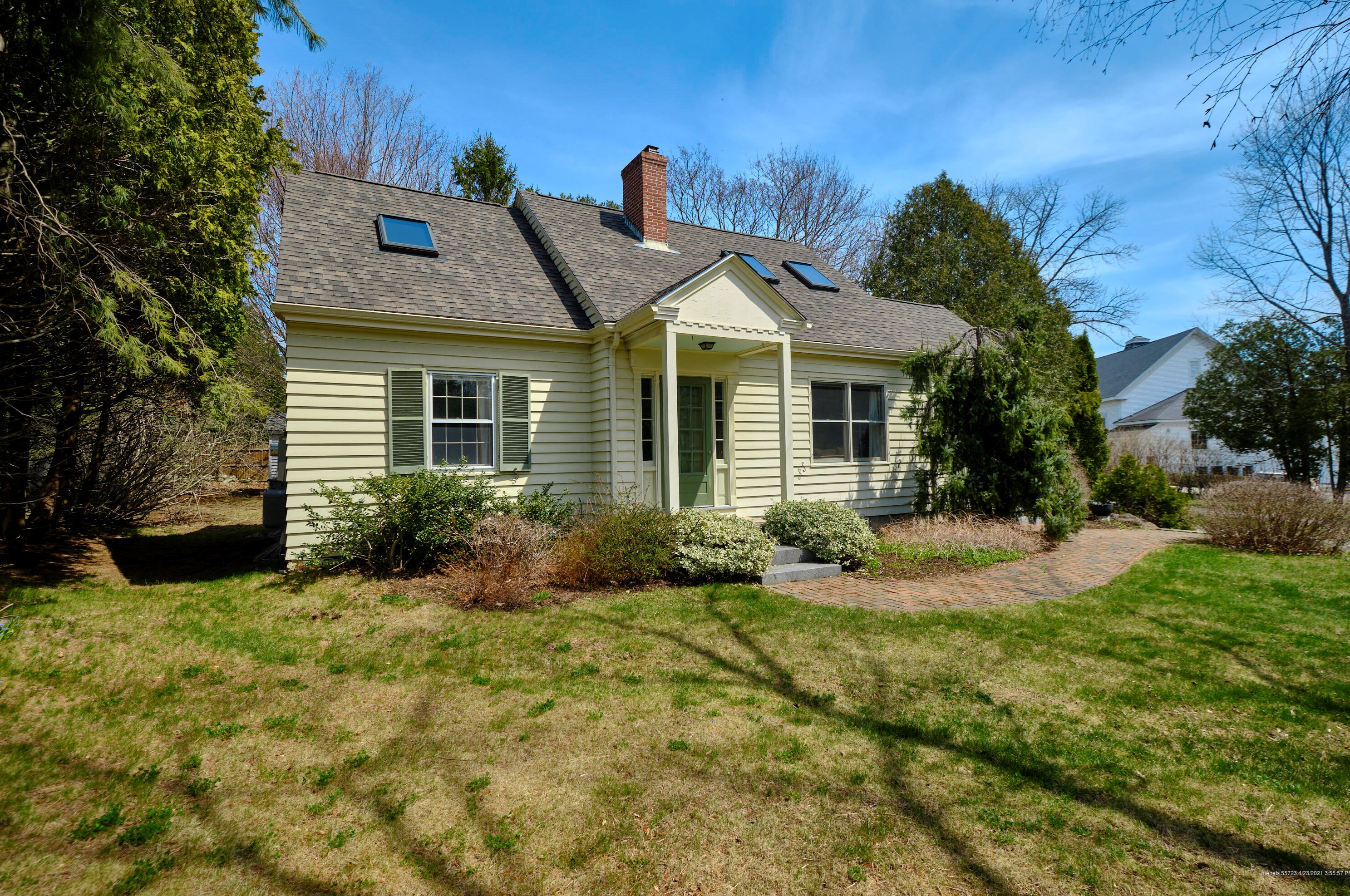 3 Central St, Camden, ME 04843