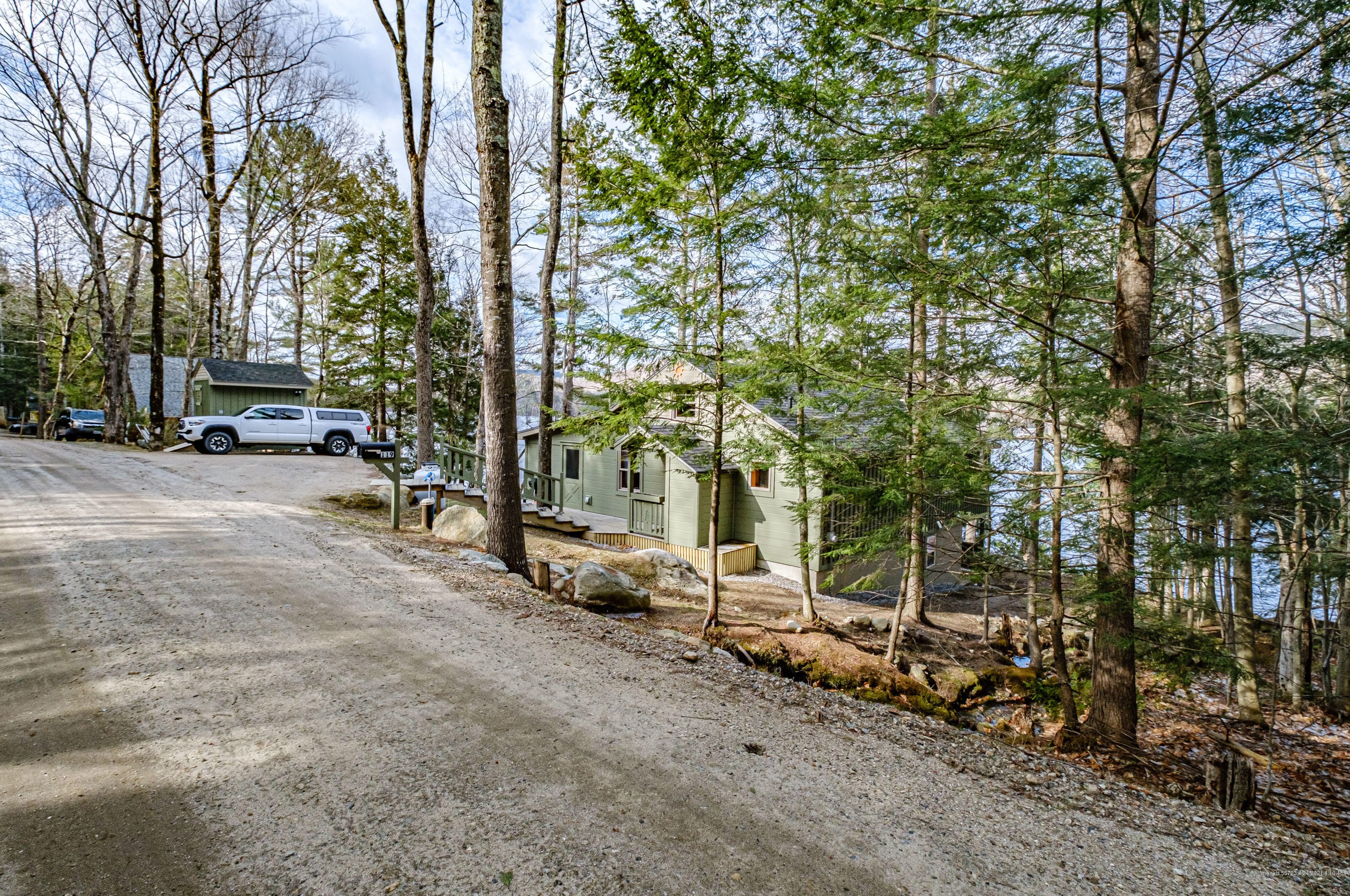 119 E Twitchell Pond Rd, Greenwood, ME 04255