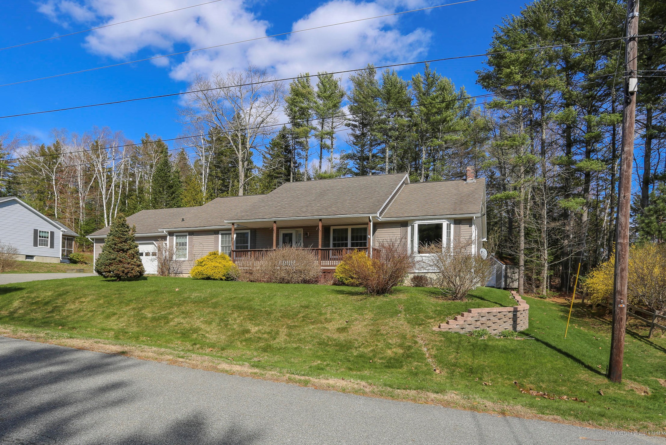 61 Forest Hill, Verona Island, ME 04416