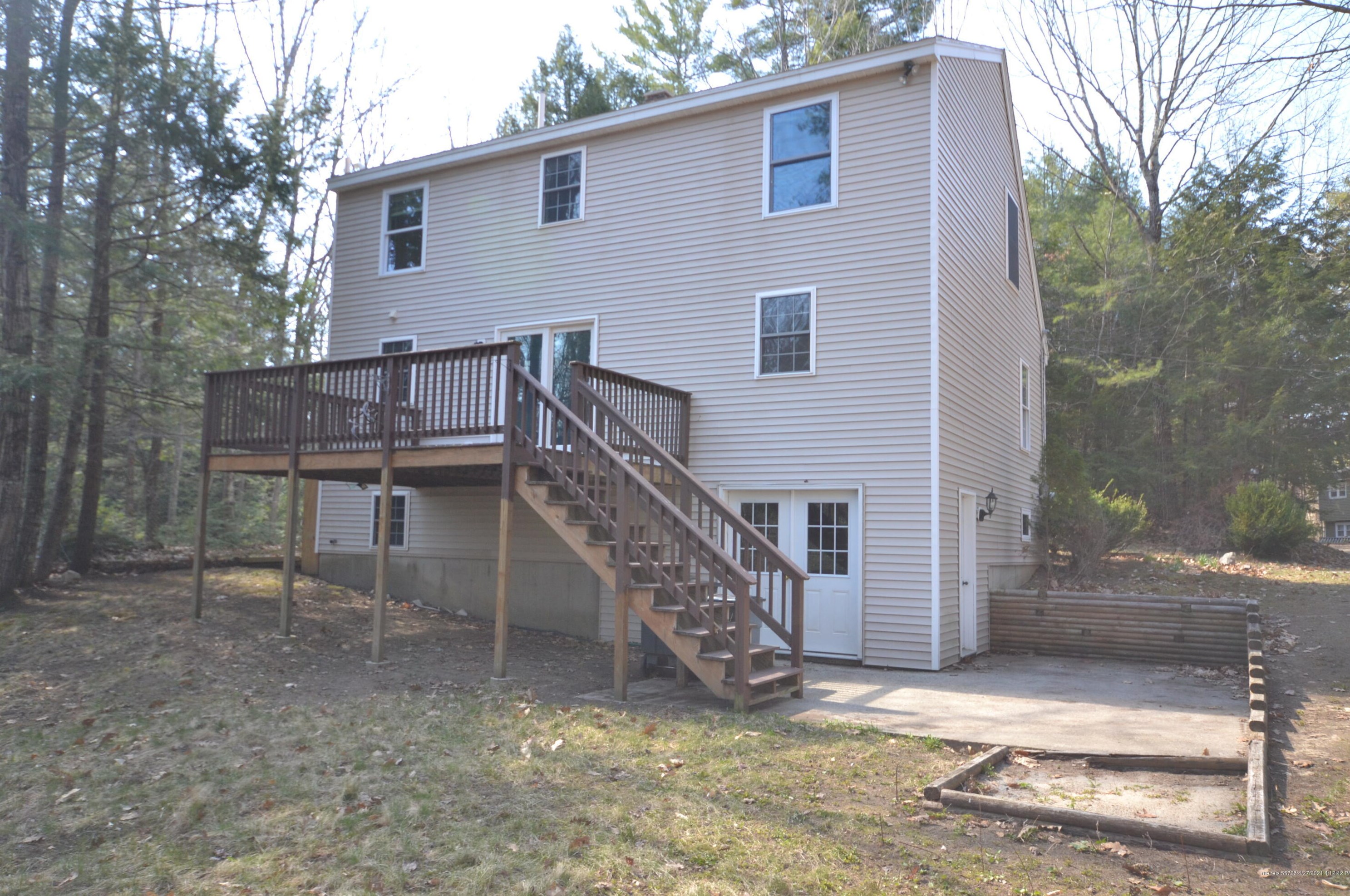 46 Glen Dr, Casco, ME 04015-3834