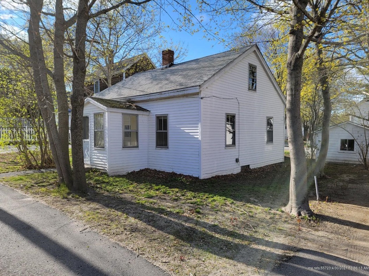 53 Shepard St, West Bath, ME 04530