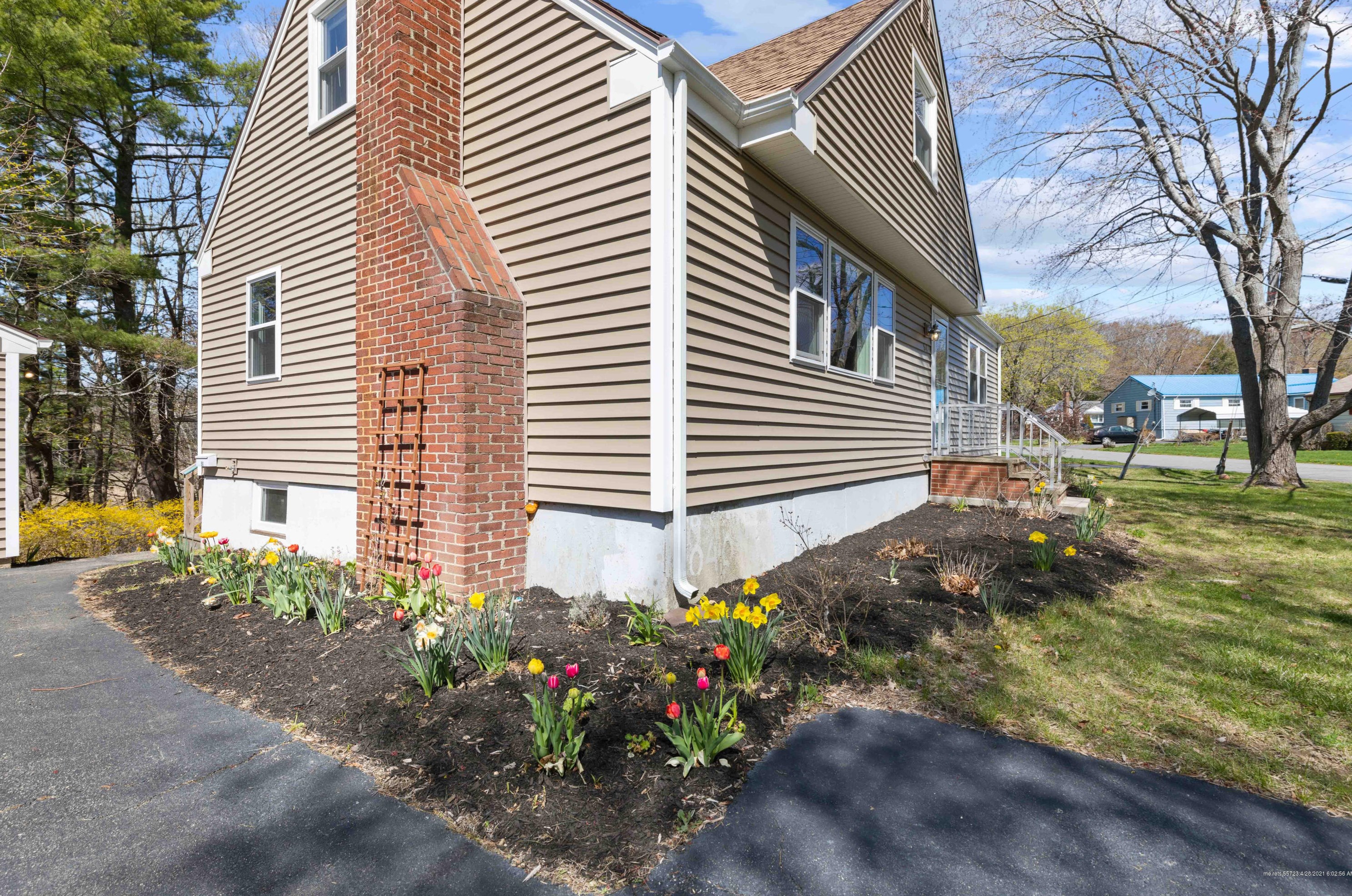 51 Winding Way, Portland ME  04102-1751 exterior