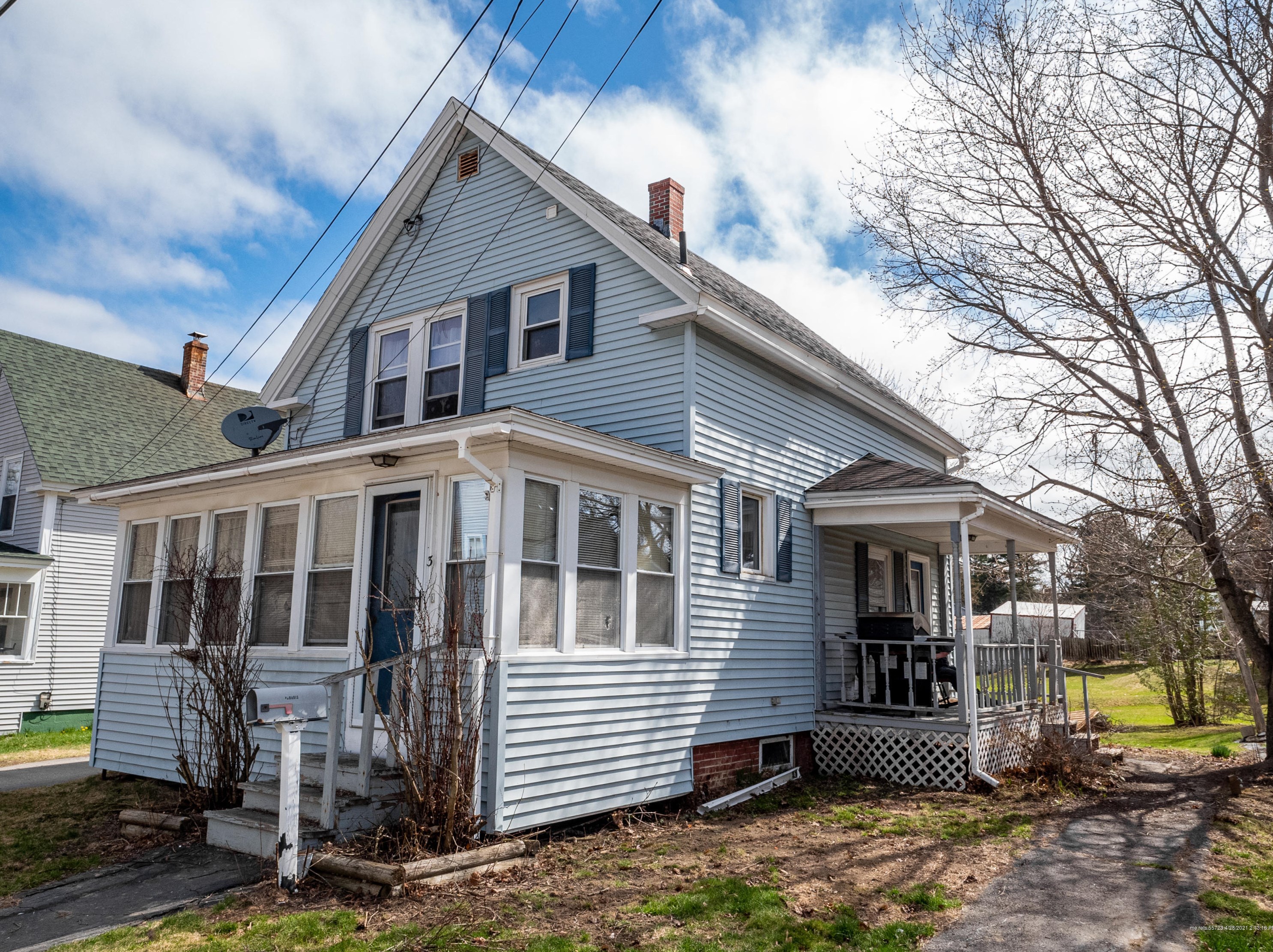 3 Oakhill Ter, Winslow, ME 04901 exterior