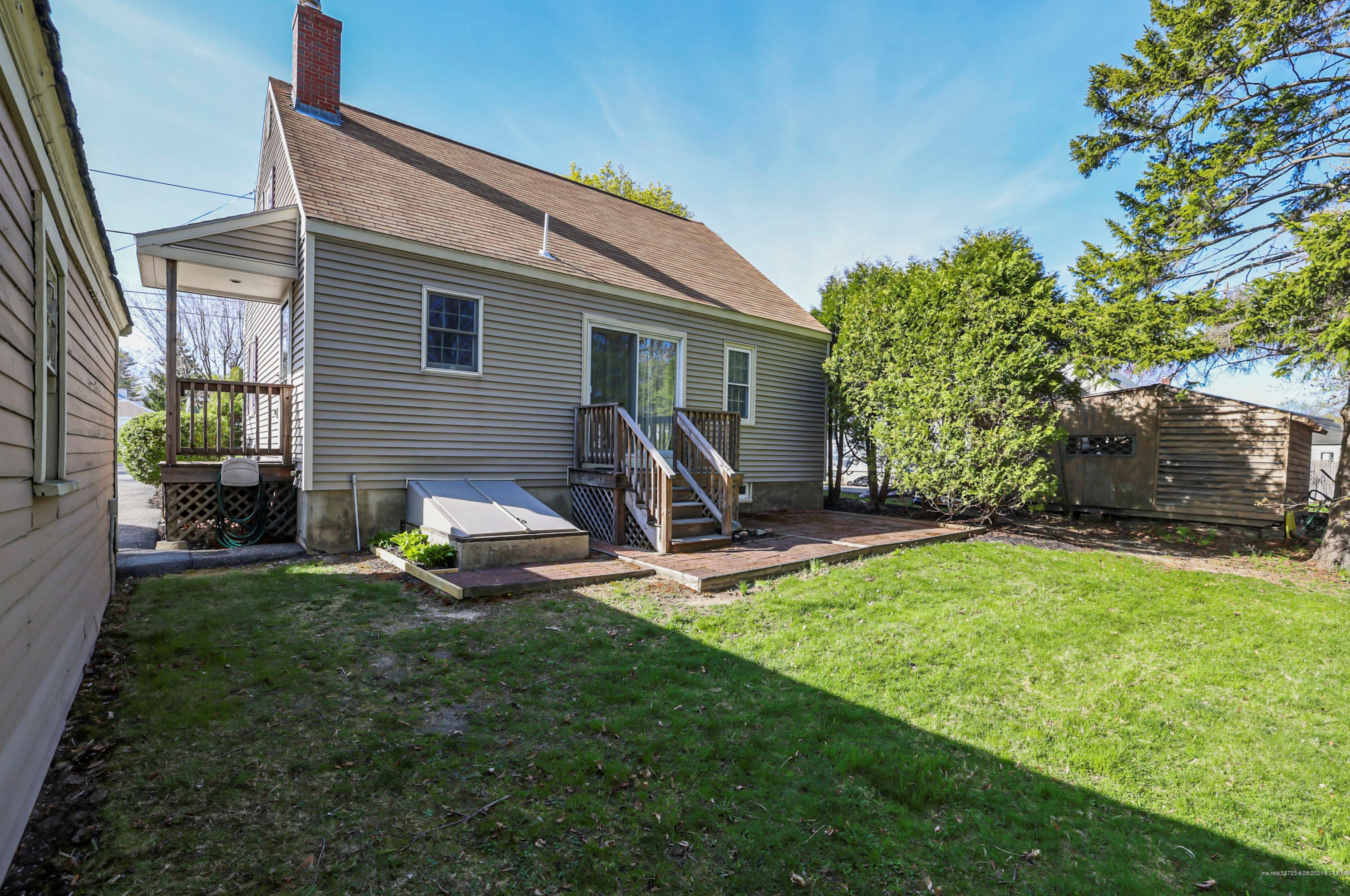 15 Hall St, Portland ME  04103-3314 exterior