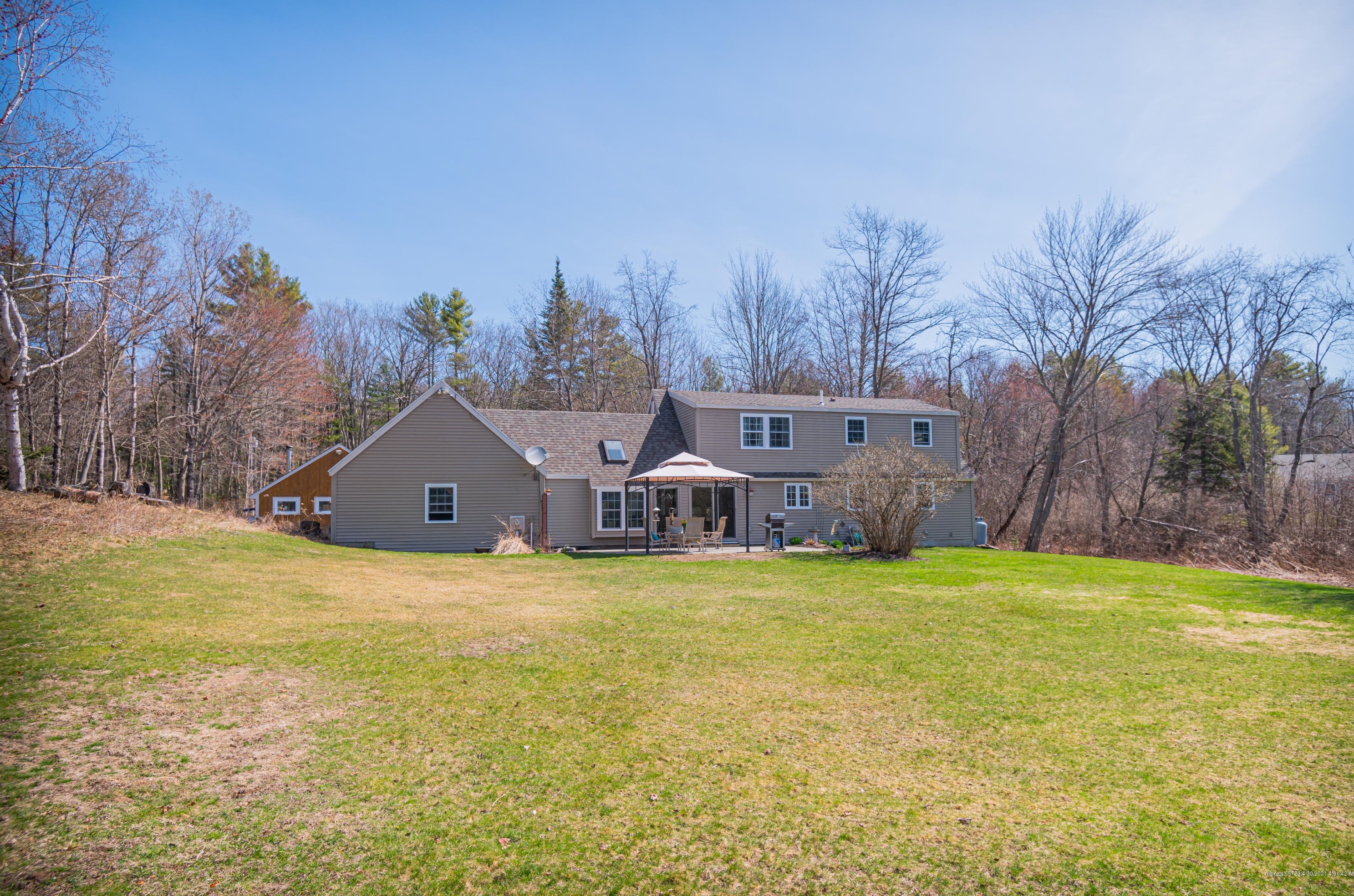 328 Royal Rd, North-Yarmouth, ME 04097 exterior