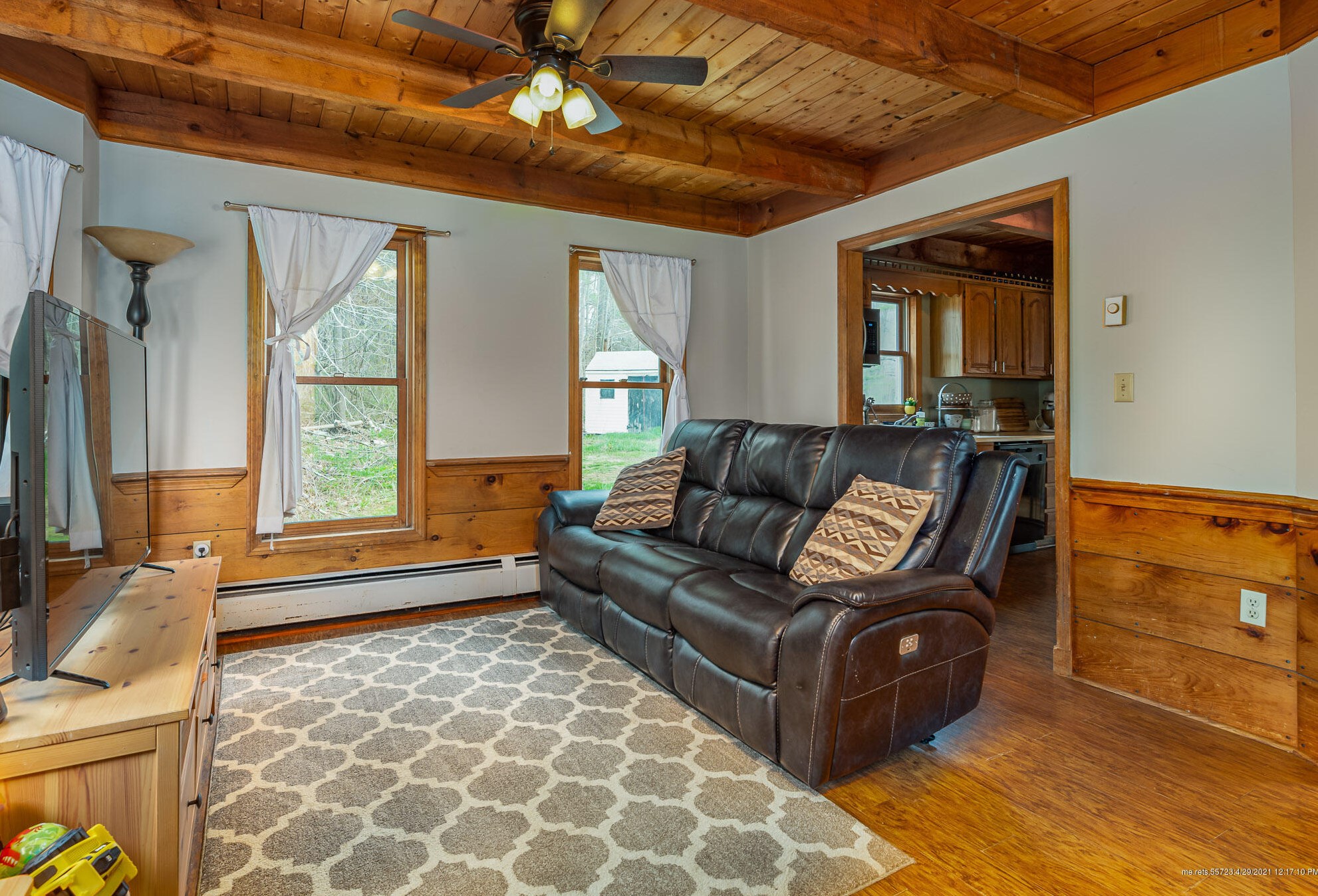 106 Maple St, North Berwick, ME 03906