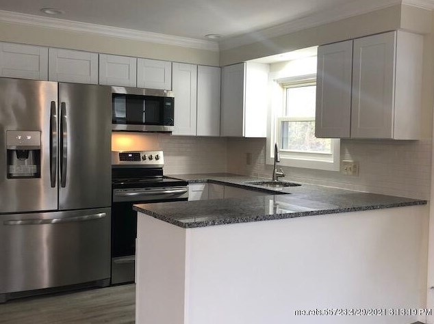 213 Central Ave, Lewiston, ME 04240