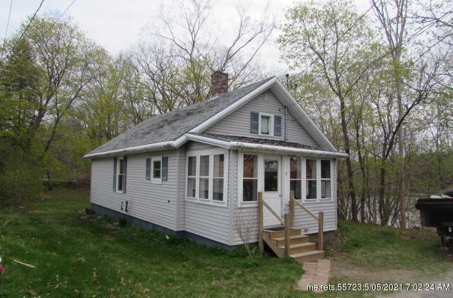 14 York St, Seboeis Plt, ME 04448-3724