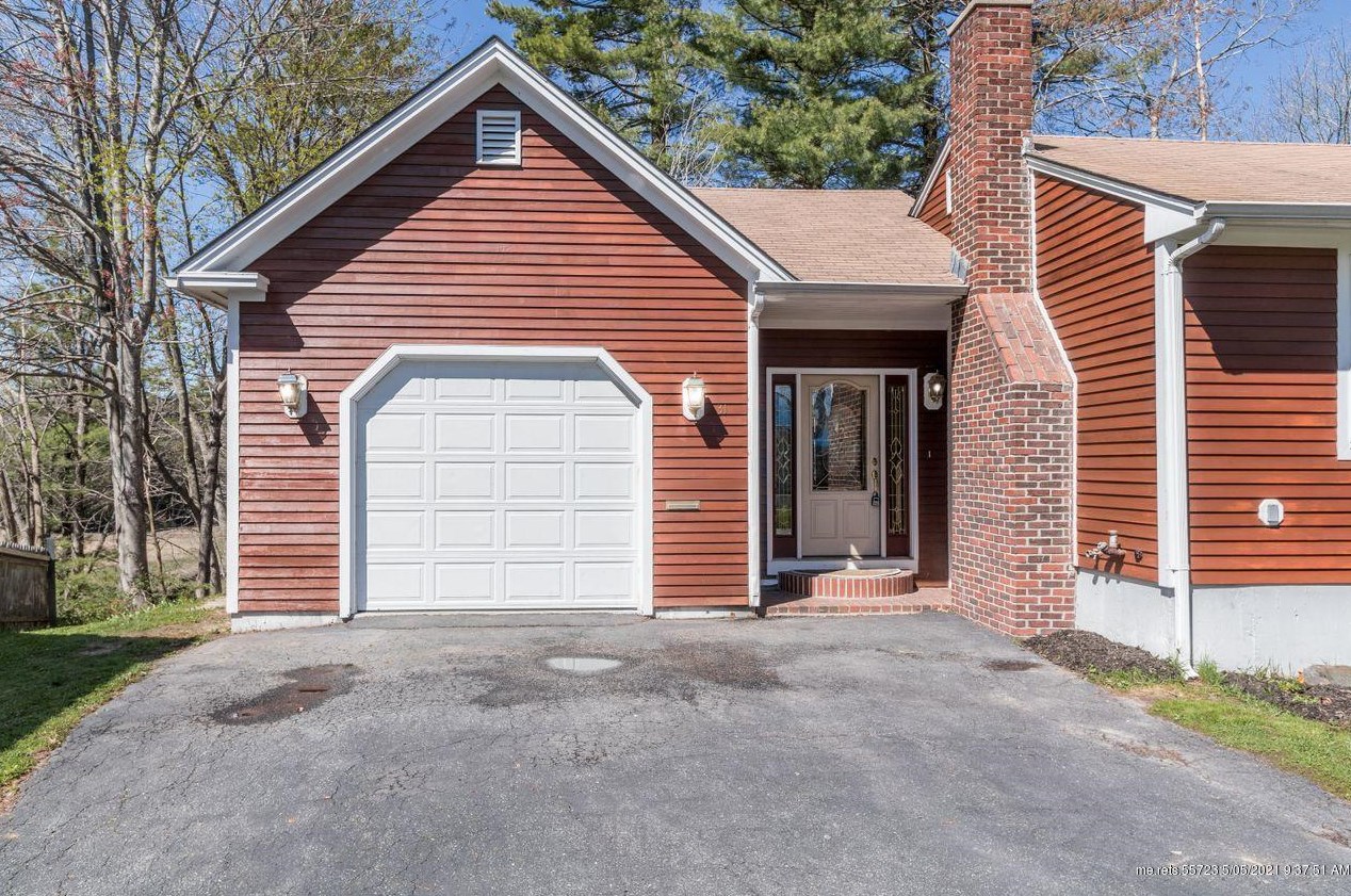 31 Winding Way, Portland ME  04102-1726 exterior