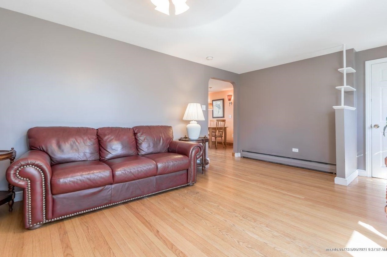 31 Winding Way, Portland ME  04102-1726 exterior