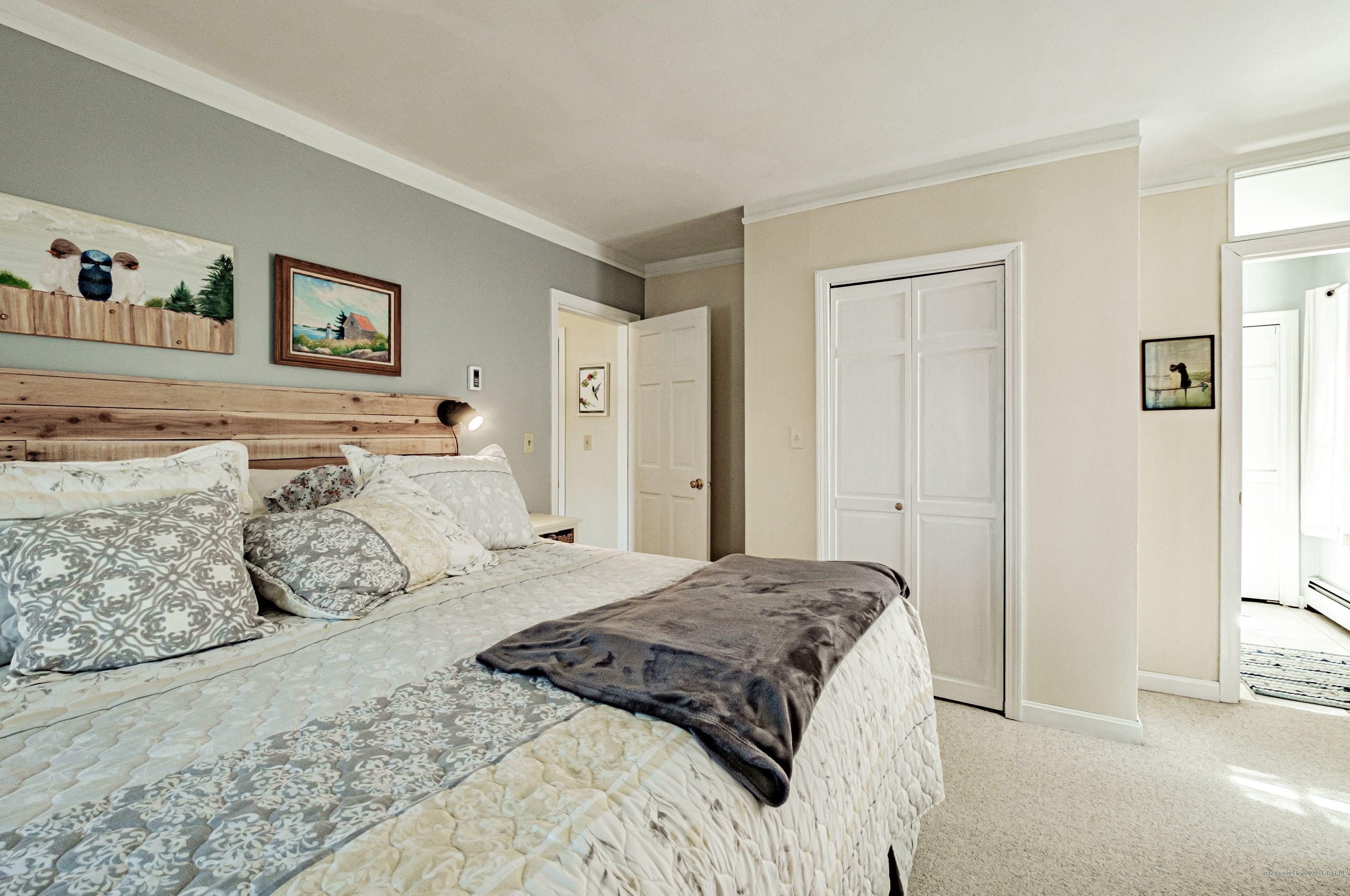 577 Gray Rd, Windham ME  04062-4880 exterior