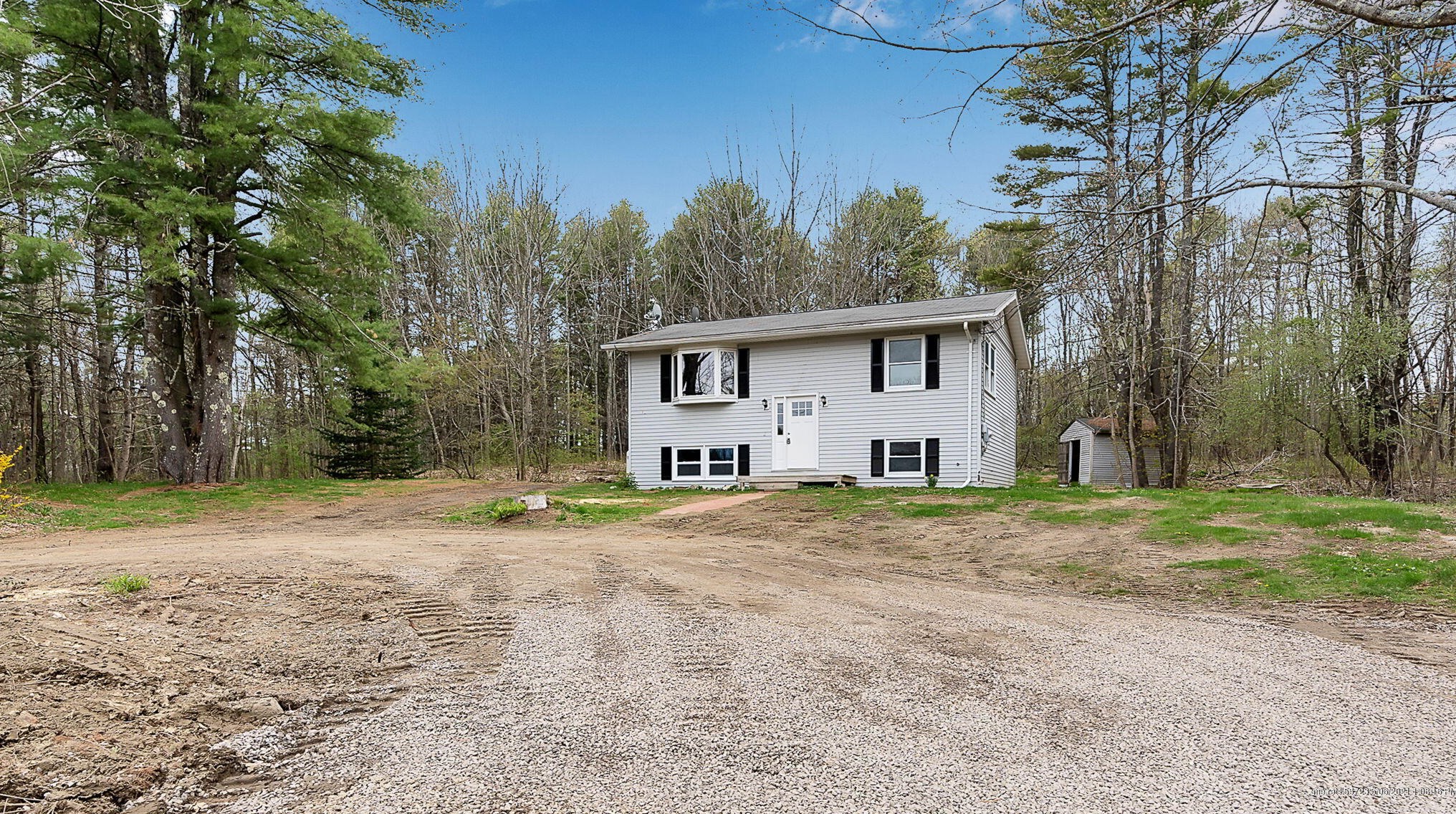 220 Post Rd, Bowdoin, ME 04287