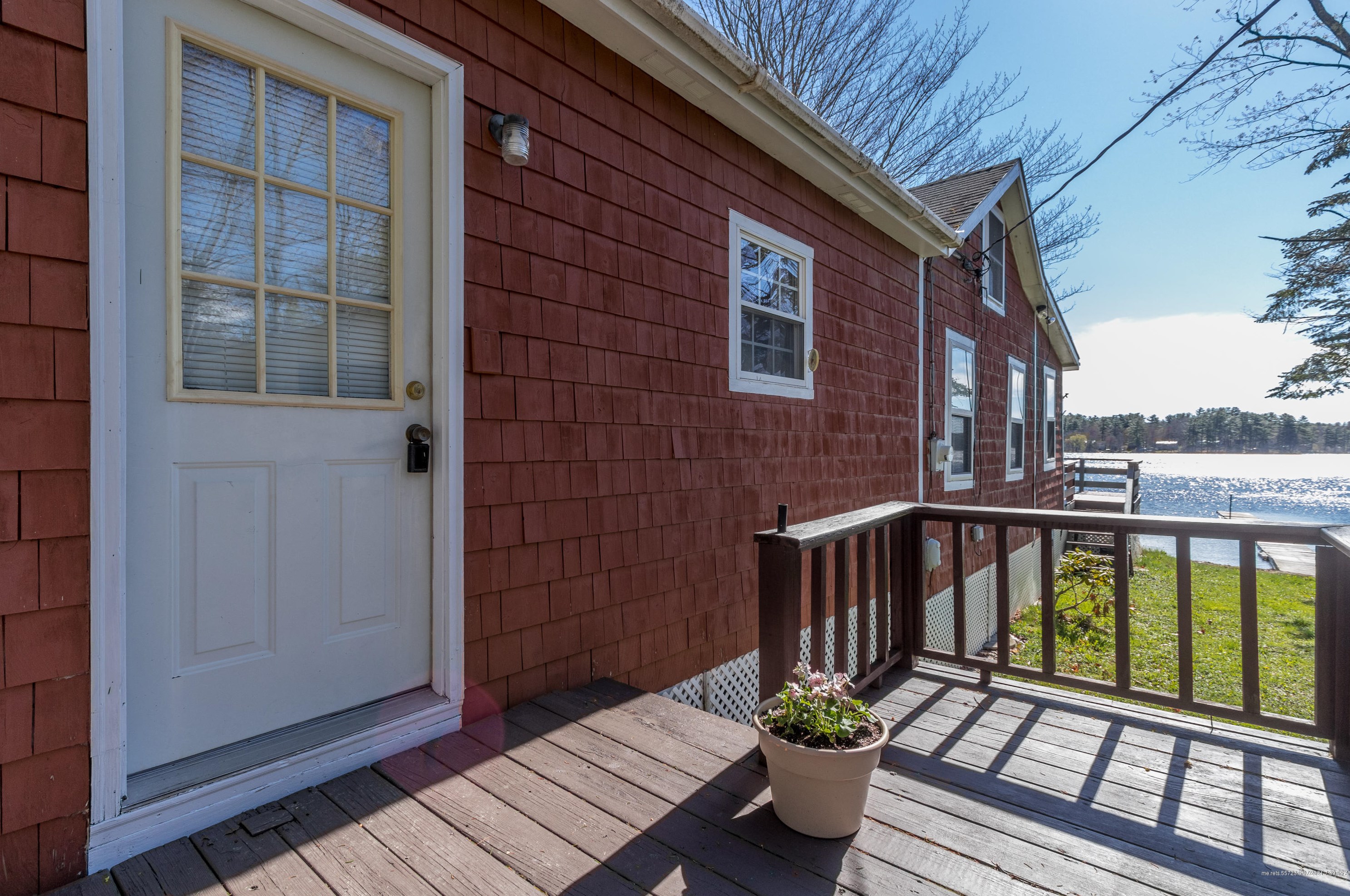 106 Vista Dr, Windham ME  04062-4443 exterior