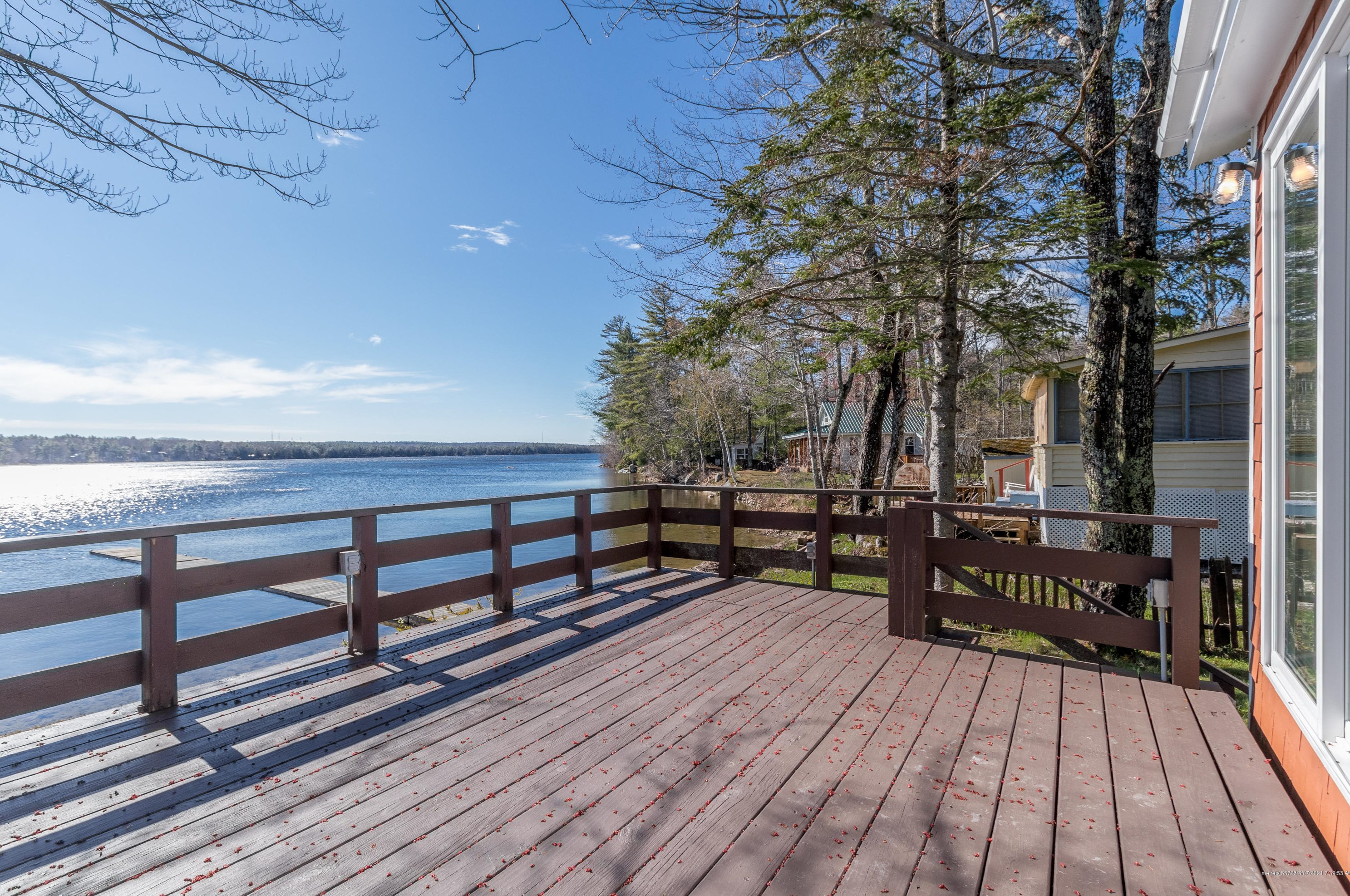 106 Vista Dr, Windham ME  04062-4443 exterior