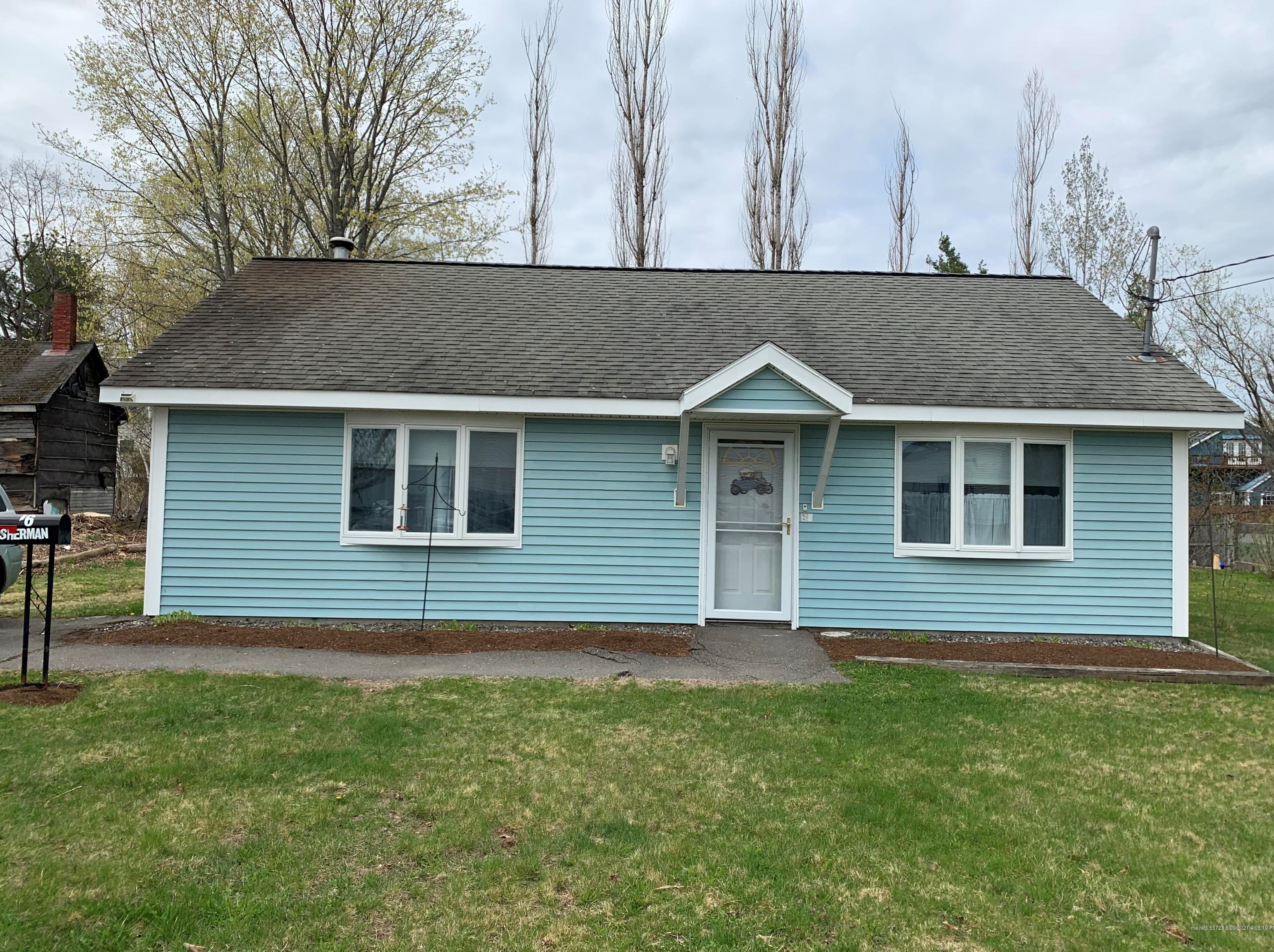 16 Spring St, Sebec ME  04426-1115 exterior