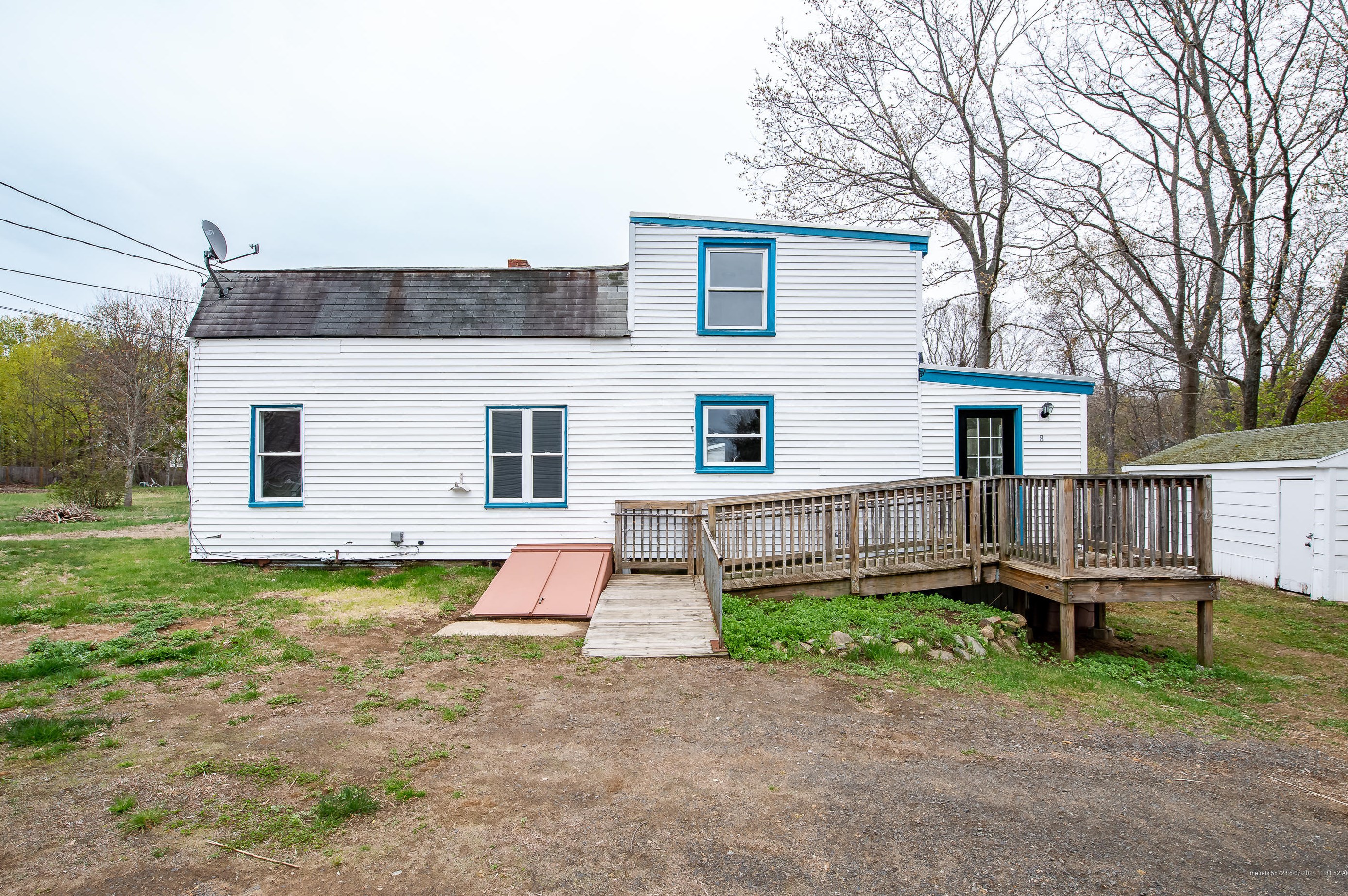 8 Oxcart Ln, Berwick, ME 03901