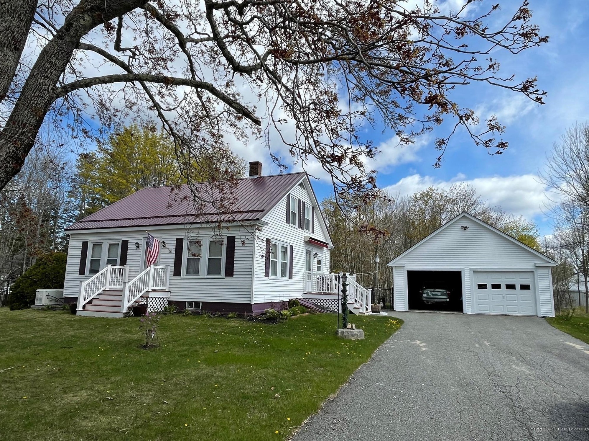 61 Main St, Milbridge ME  04658-3502 exterior